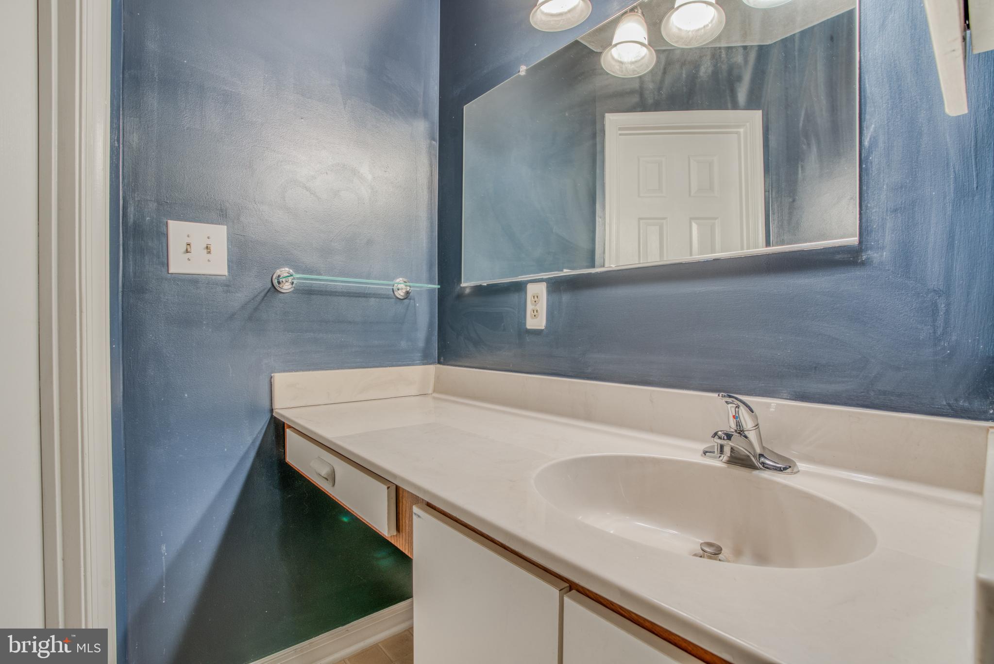 FEDERAL HILL HISTORIC DISTRICT - Residential Lease