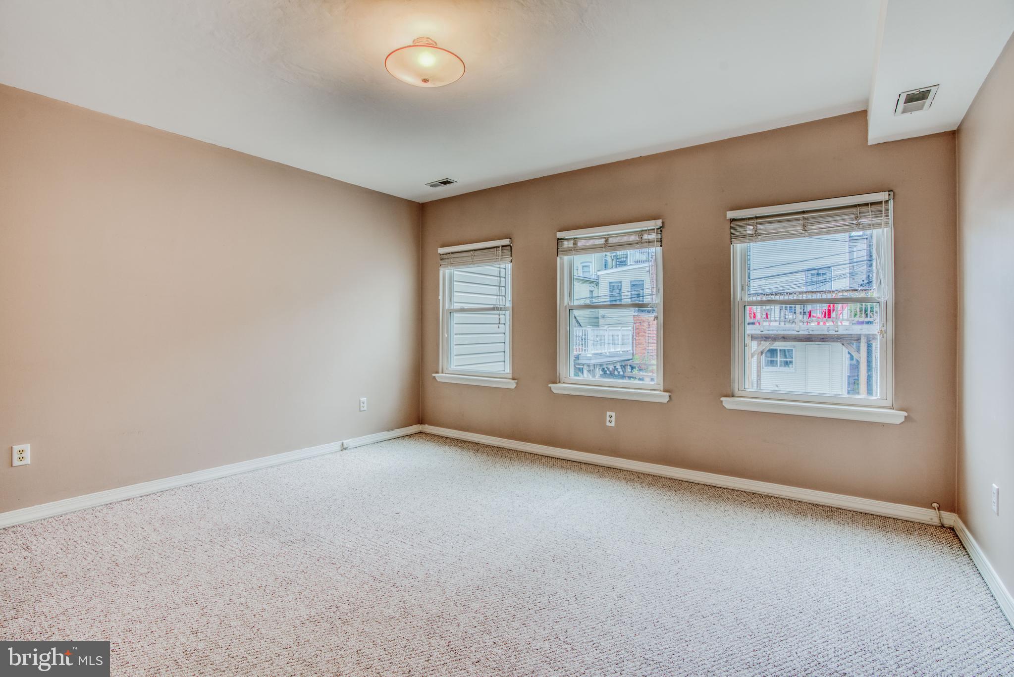 FEDERAL HILL HISTORIC DISTRICT - Residential Lease