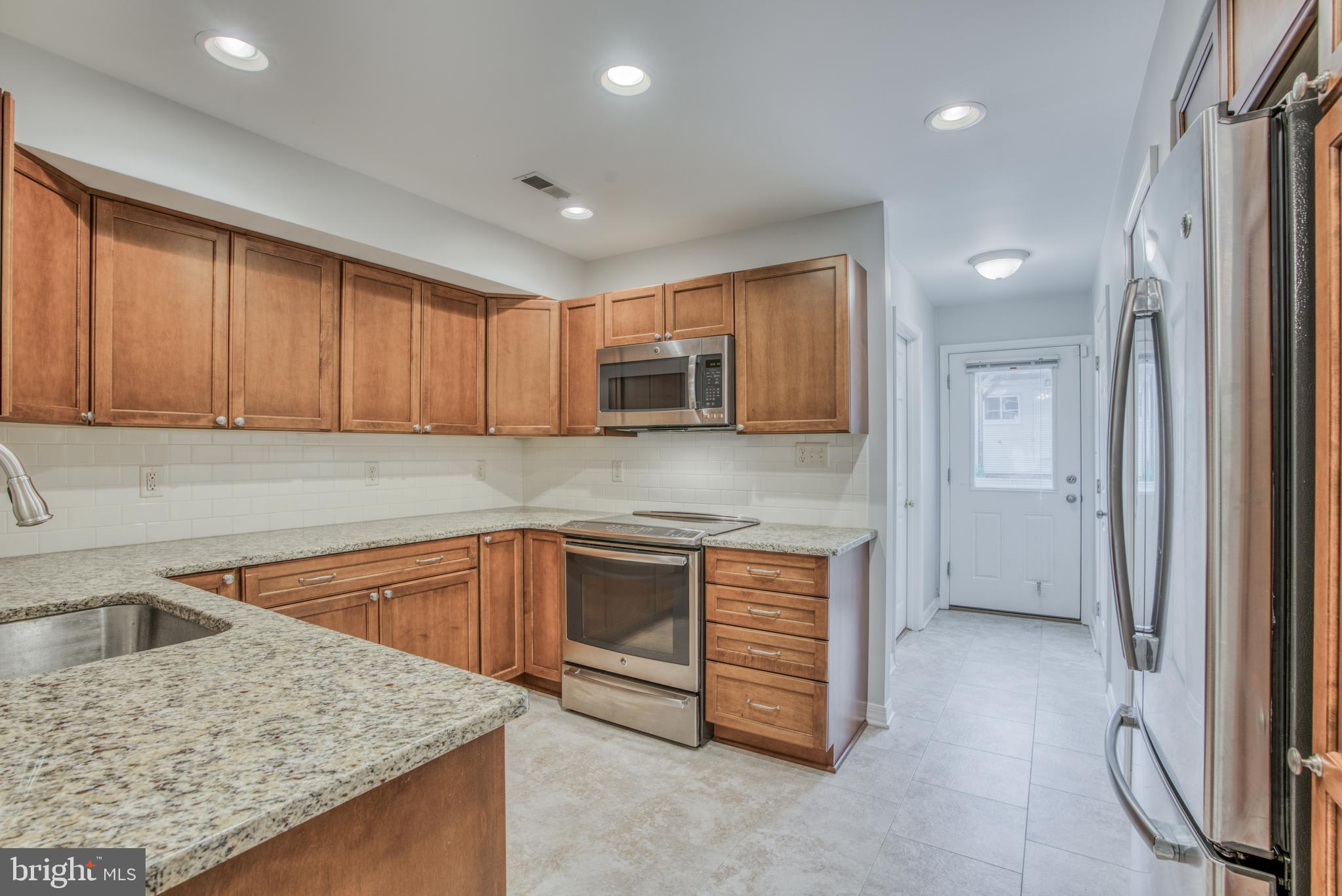 FEDERAL HILL HISTORIC DISTRICT - Residential Lease