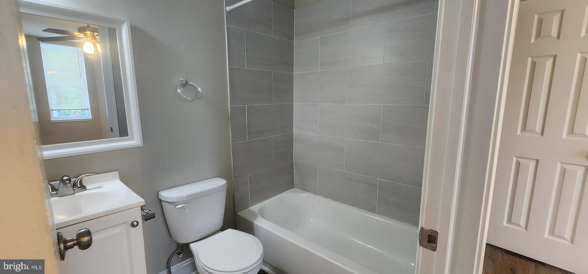 Baltimore, Maryland 21215, United States, 3 Bedrooms Bedrooms, ,2 BathroomsBathrooms,Residential,Active,42309