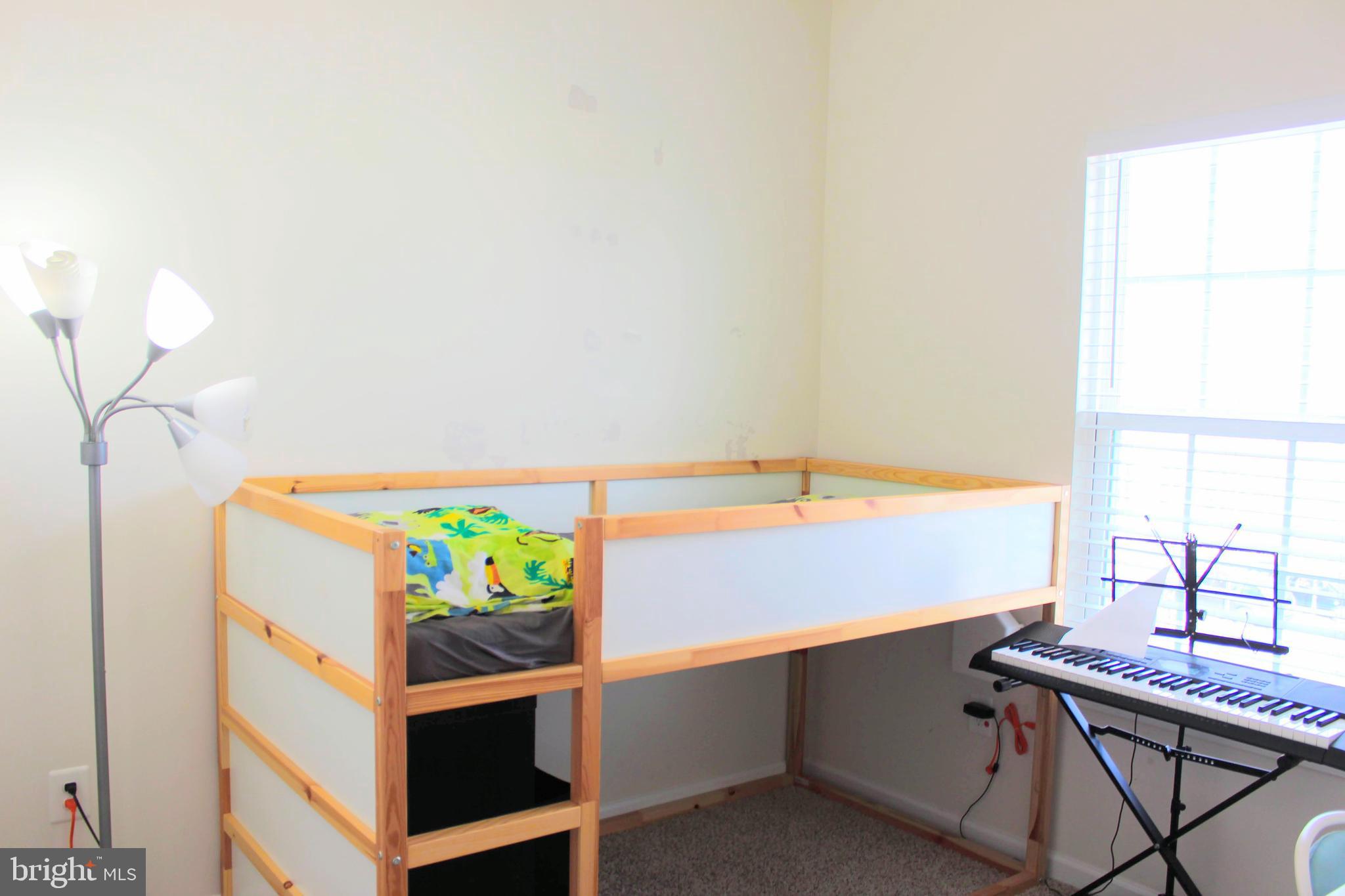 HOWARD SQUARE - Residential Lease