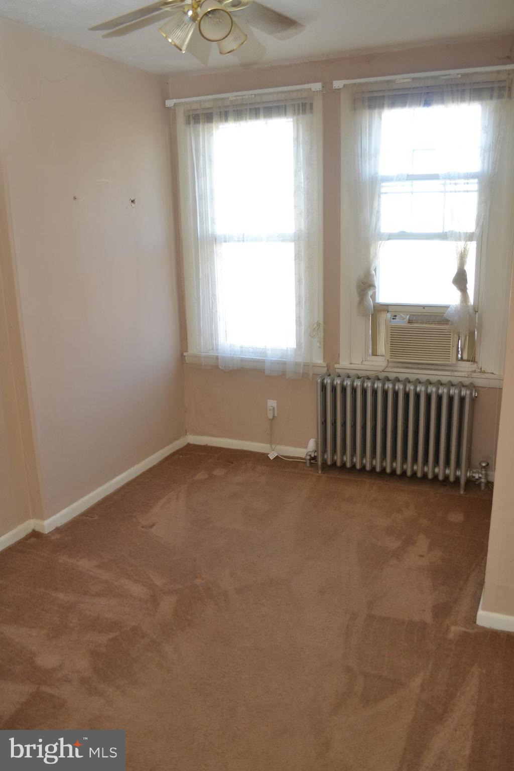 PORT RICHMOND - Residential