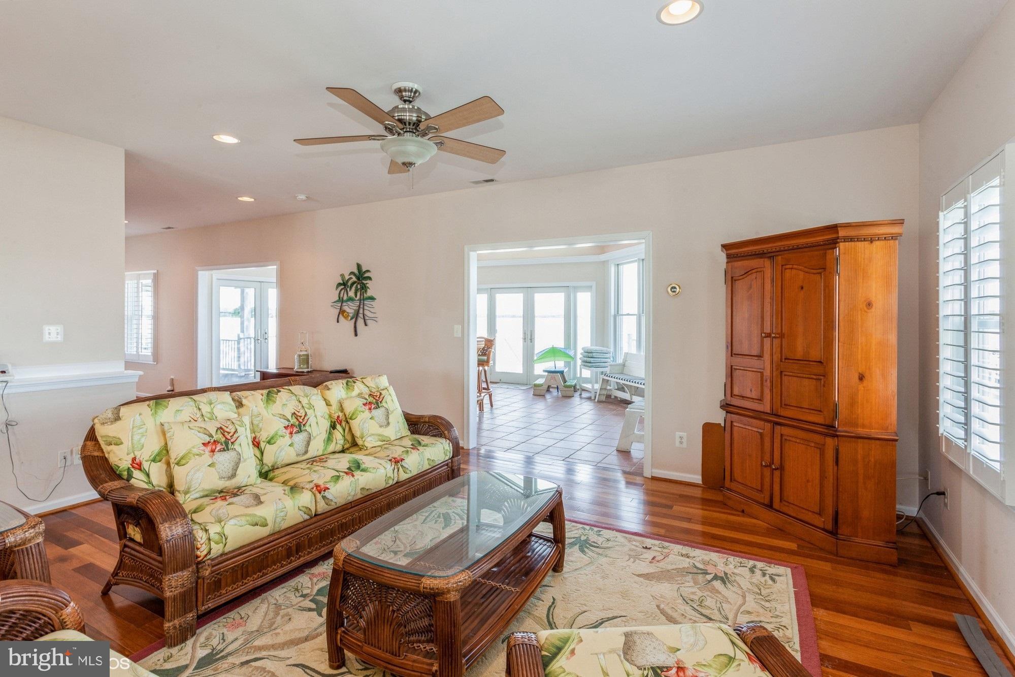 MILLERS ISLAND - Residential