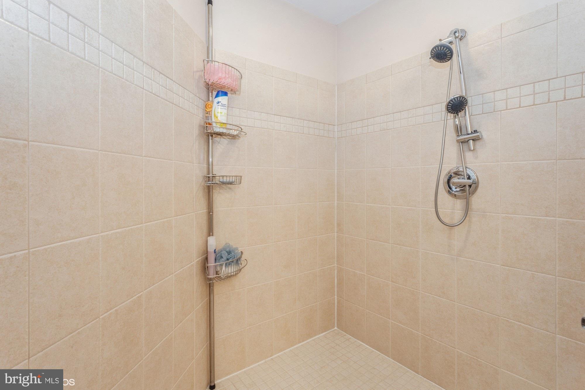 MILLERS ISLAND - Residential