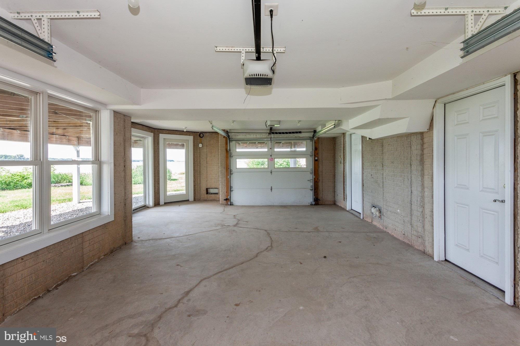 MILLERS ISLAND - Residential