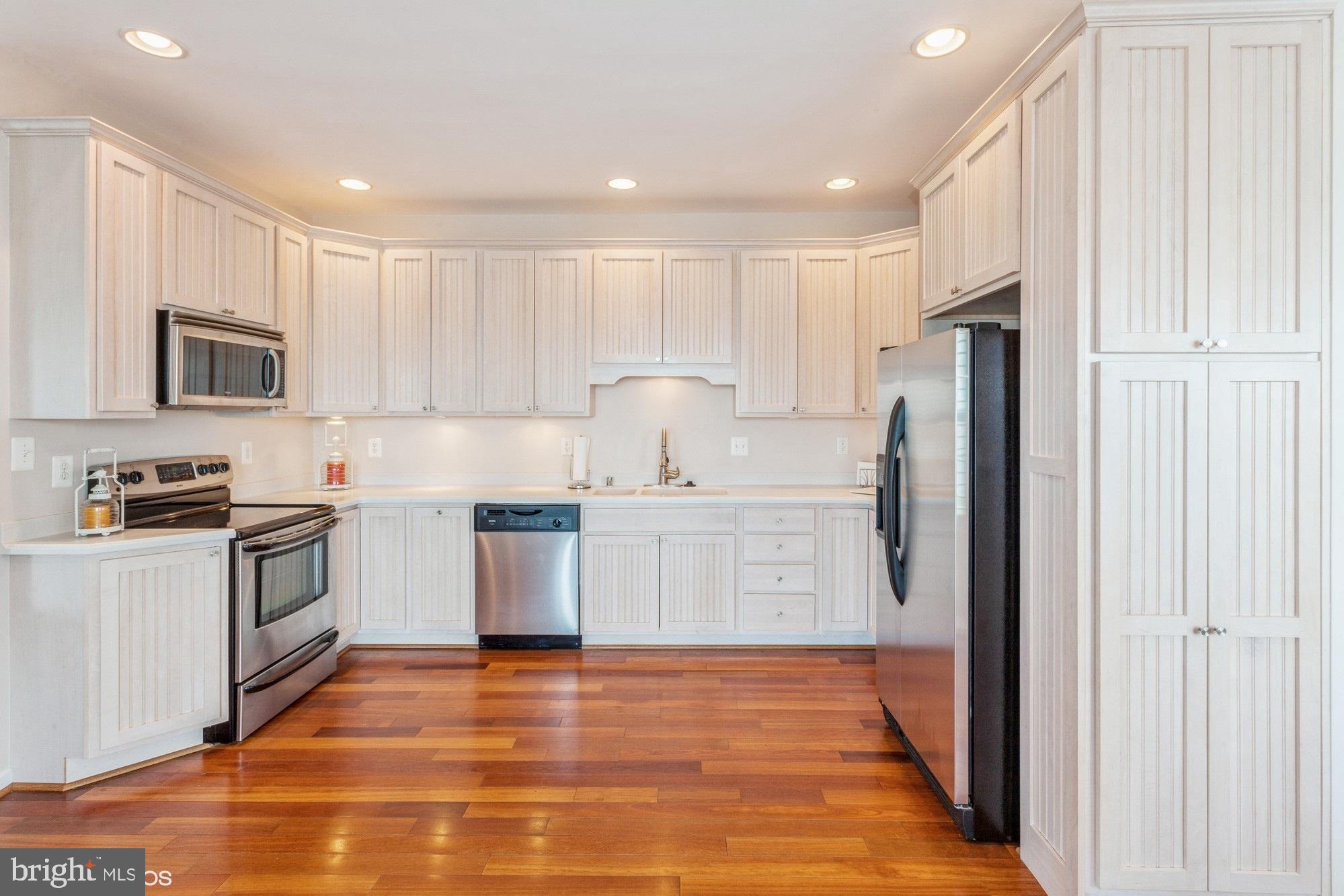 MILLERS ISLAND - Residential