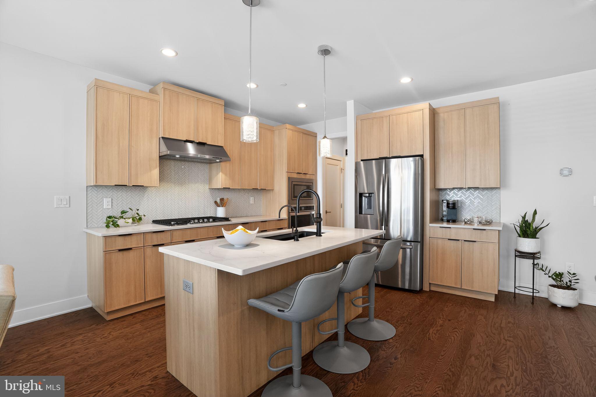 ENCLAVE AT CHESTER SPRINGS - Residential