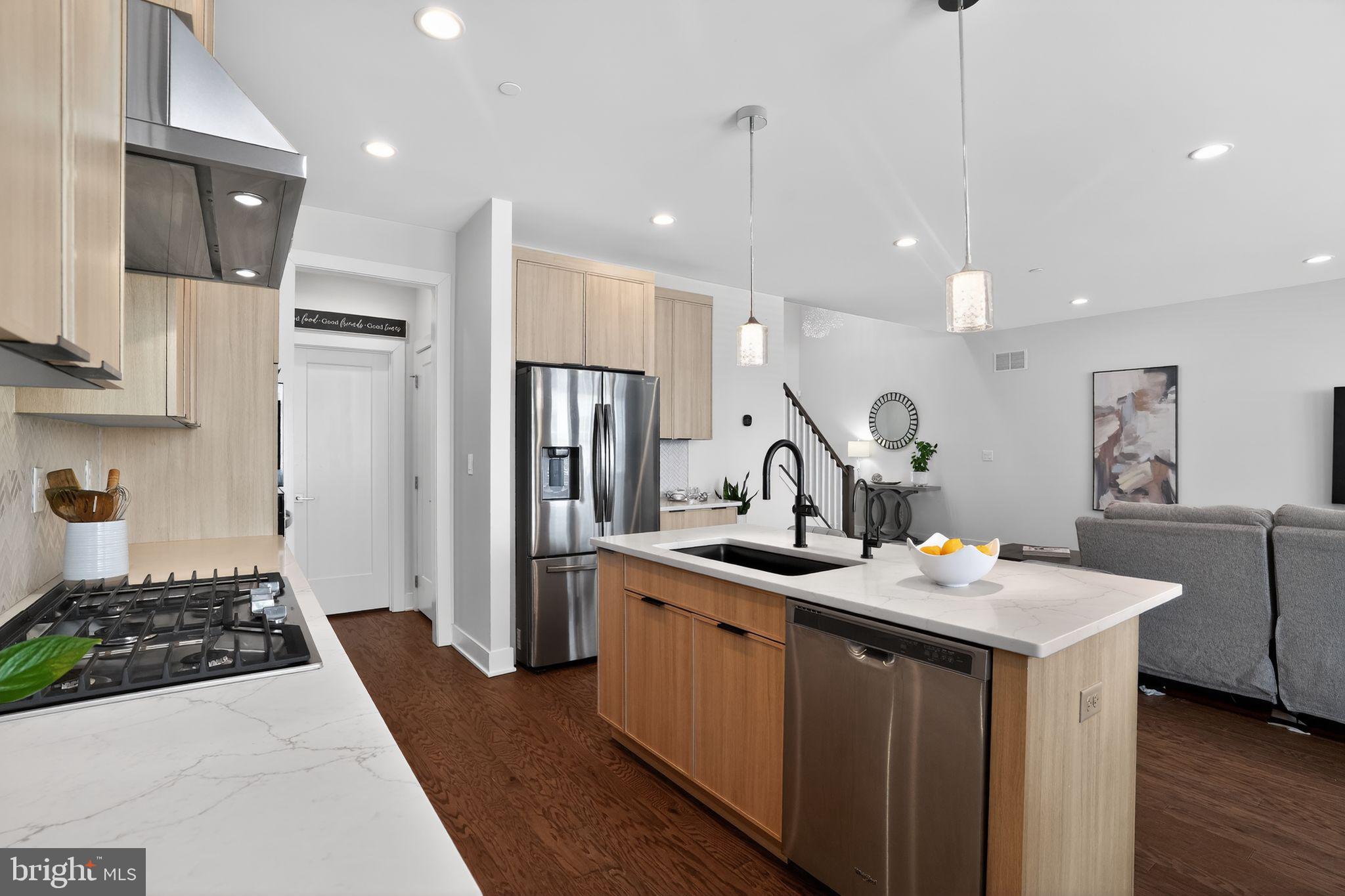 ENCLAVE AT CHESTER SPRINGS - Residential