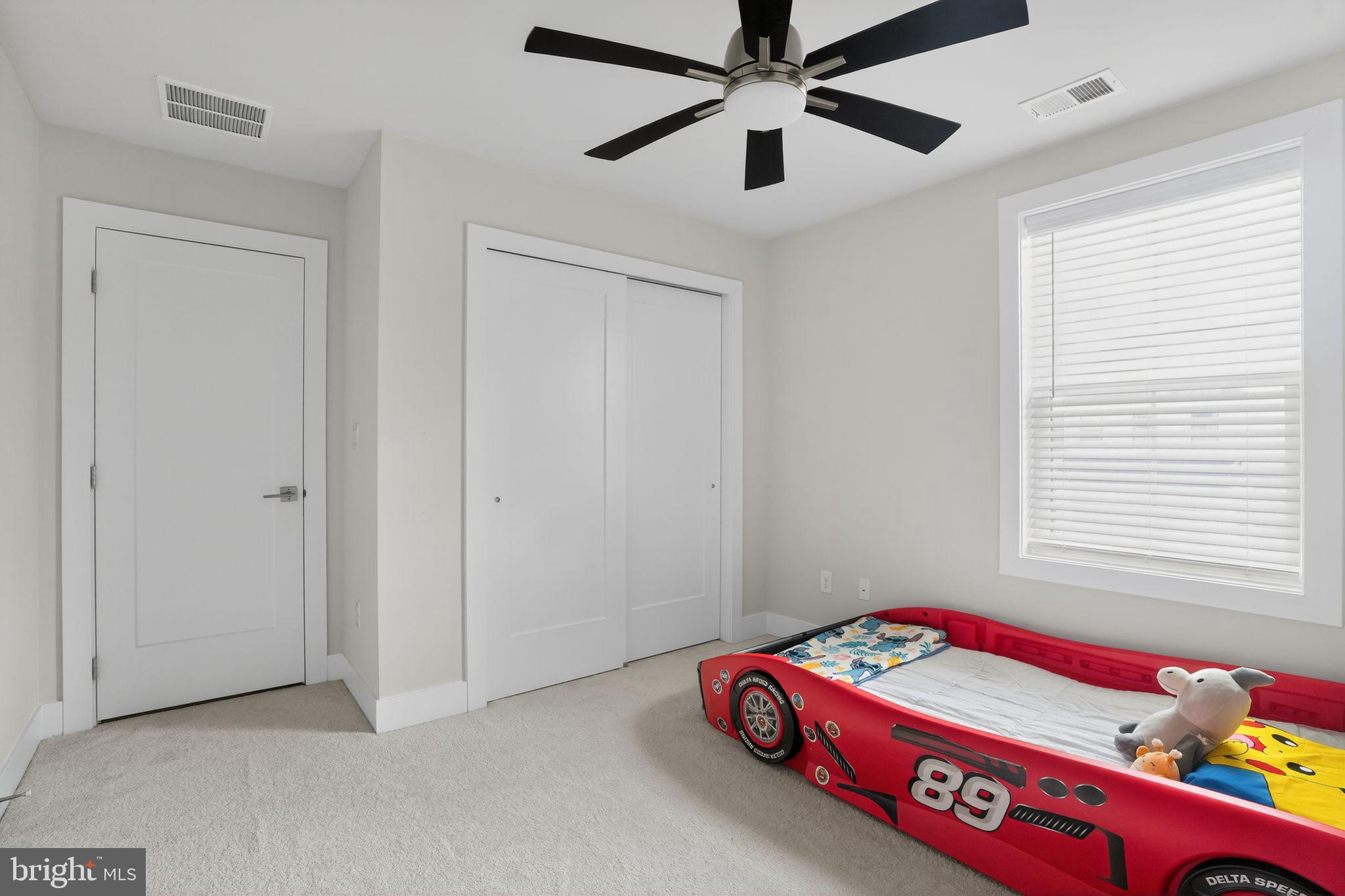 ENCLAVE AT CHESTER SPRINGS - Residential