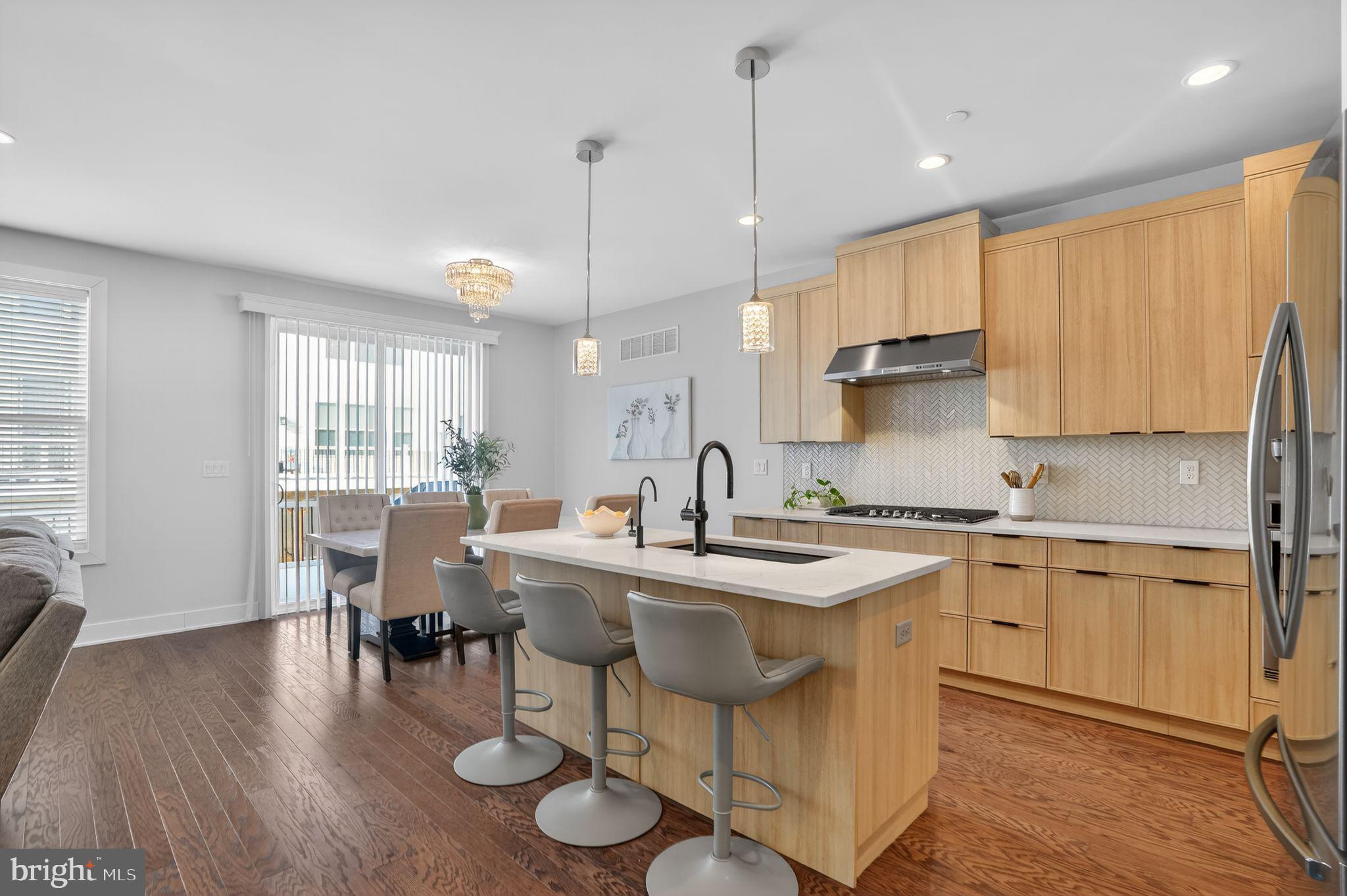 ENCLAVE AT CHESTER SPRINGS - Residential