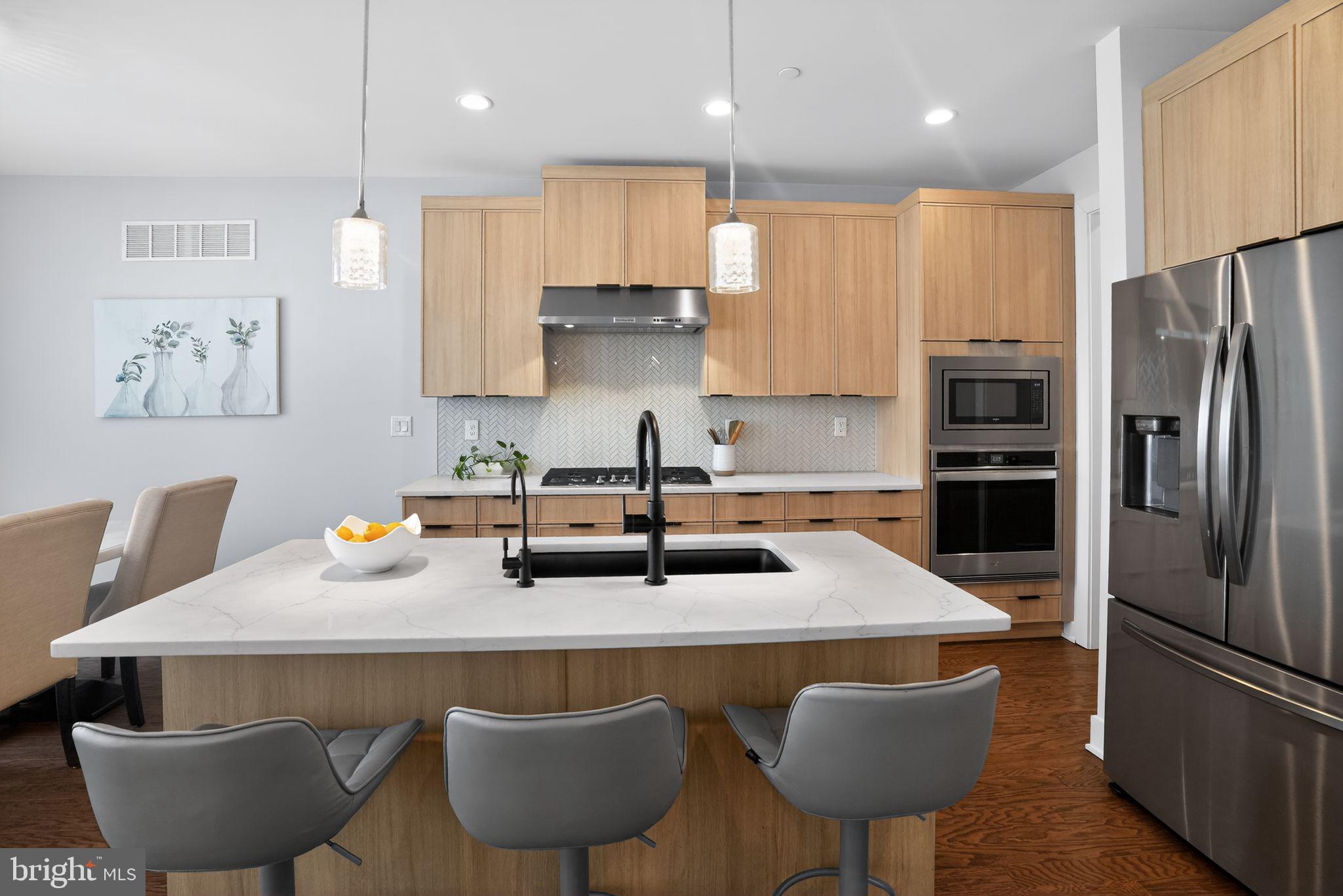 ENCLAVE AT CHESTER SPRINGS - Residential