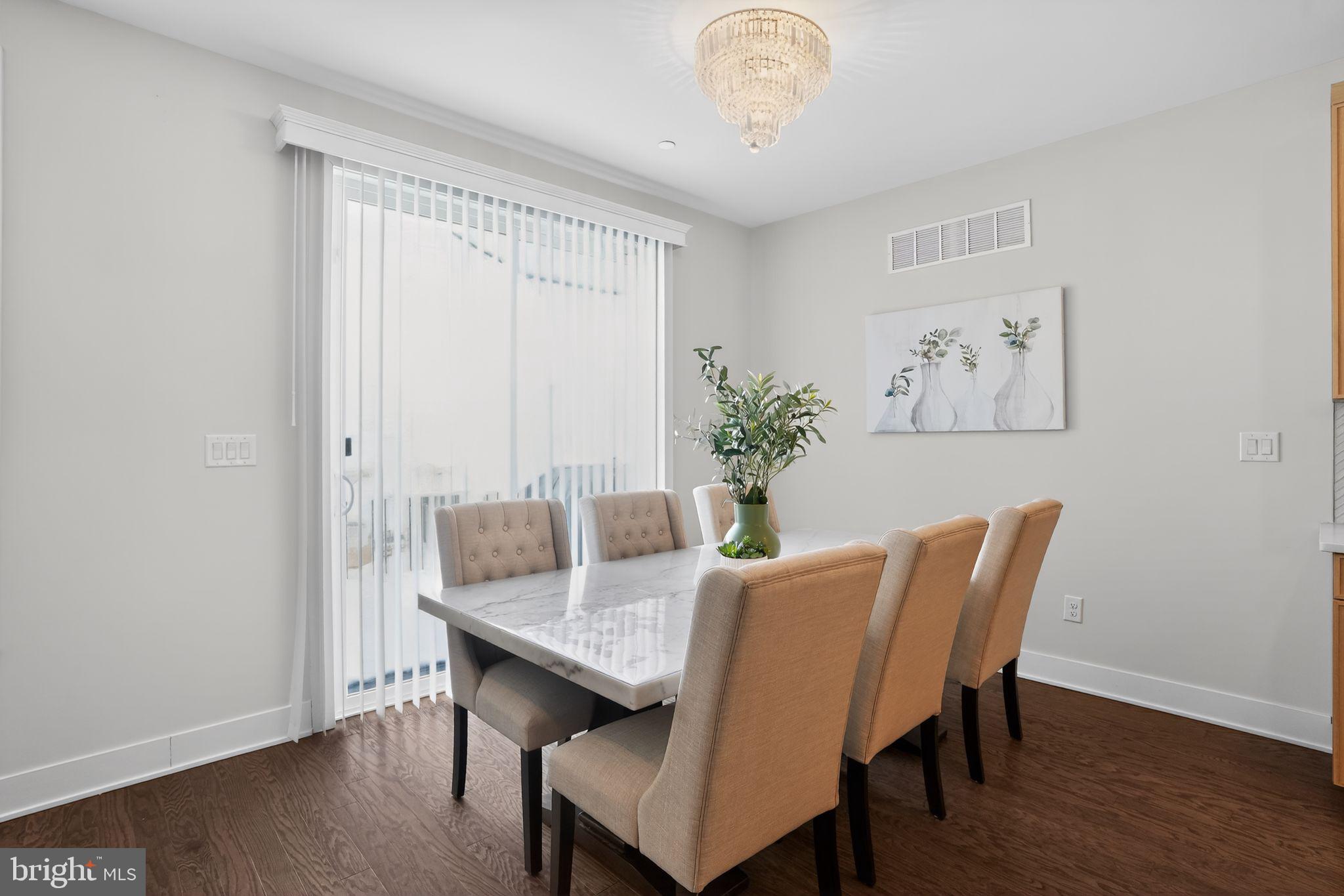 ENCLAVE AT CHESTER SPRINGS - Residential