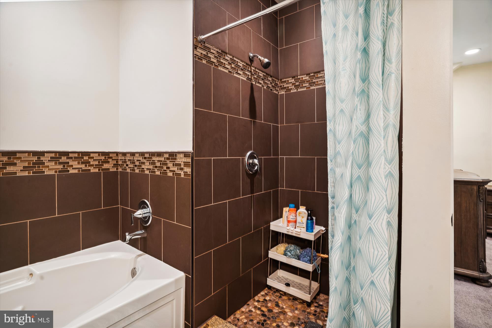 PINEY ORCHARD - Residential