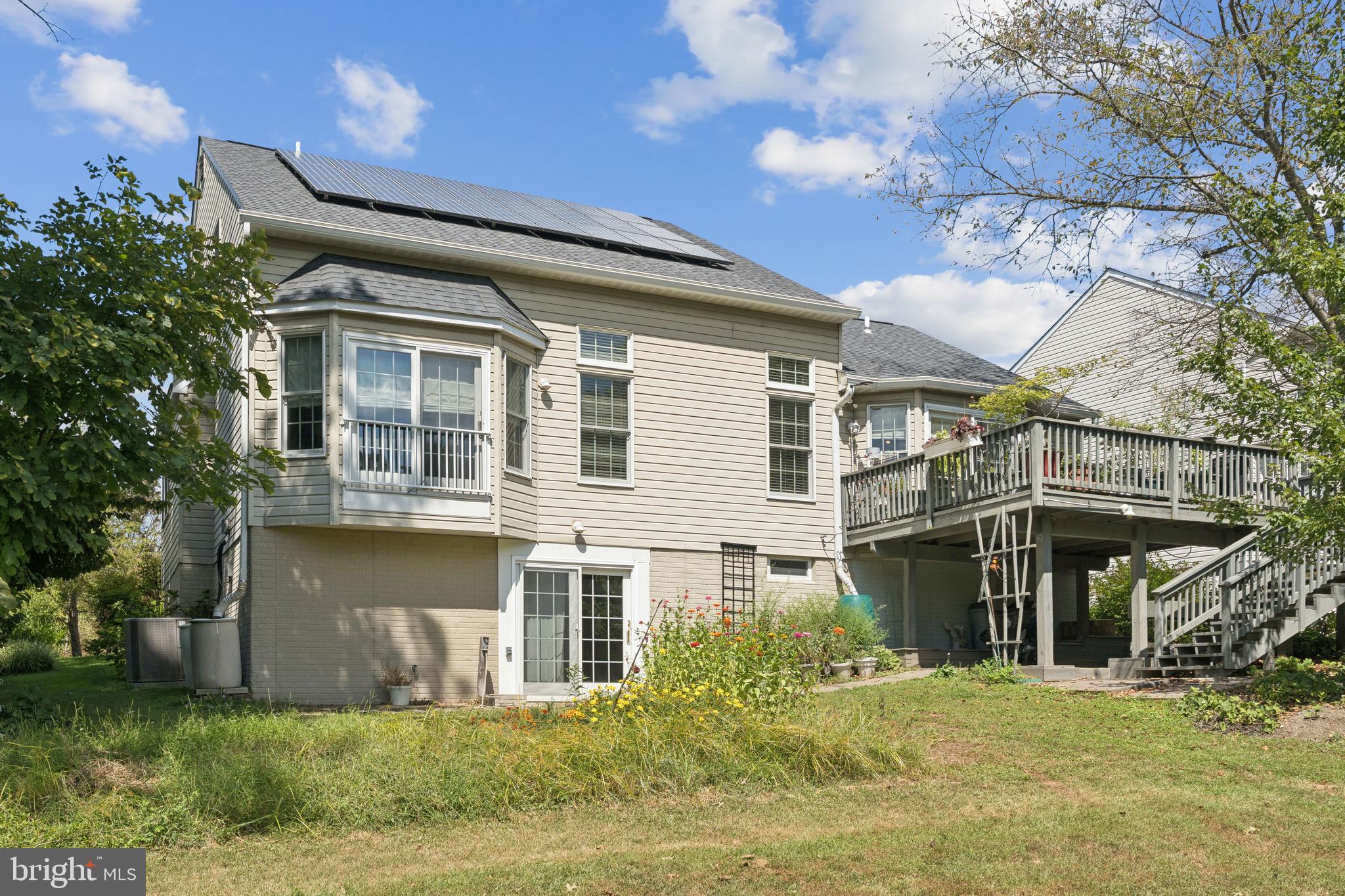 VILLAGE OF RIVER HILL - Residential