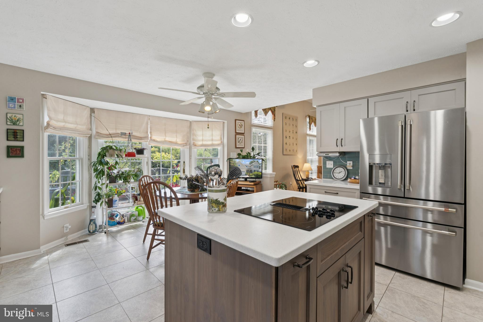 VILLAGE OF RIVER HILL - Residential