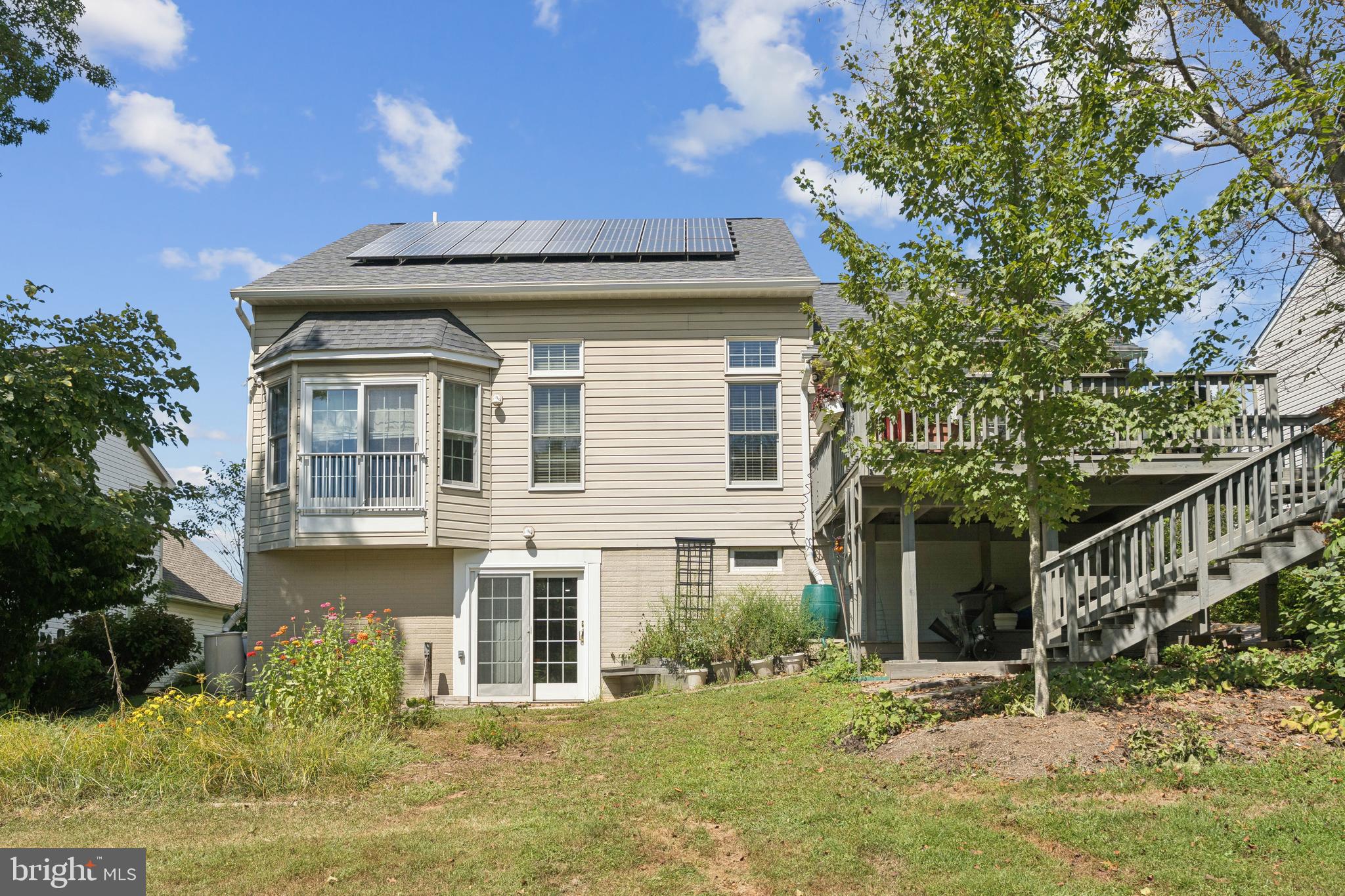 VILLAGE OF RIVER HILL - Residential