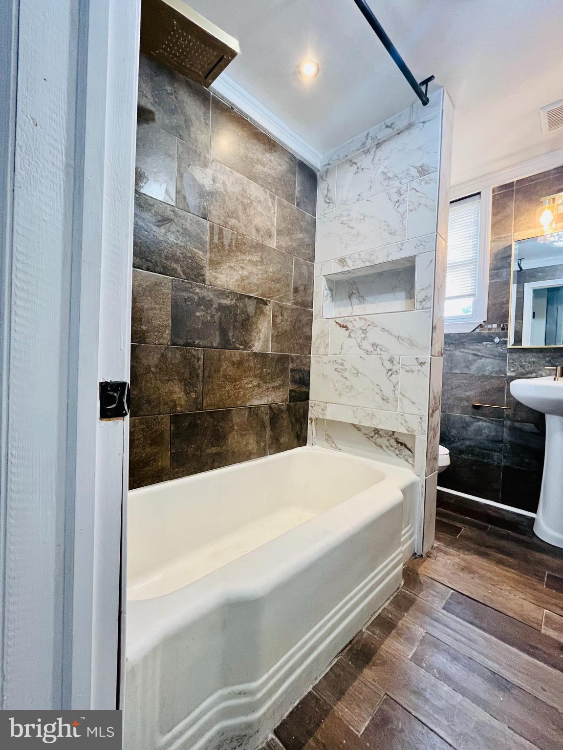 BELAIR-EDISON - Residential