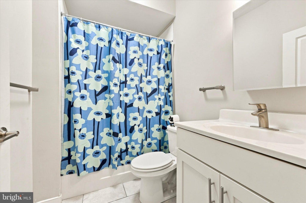 Photo of 602 W Jefferson St, PHILADELPHIA, PA 19122 (MLS # PAPH2658600)