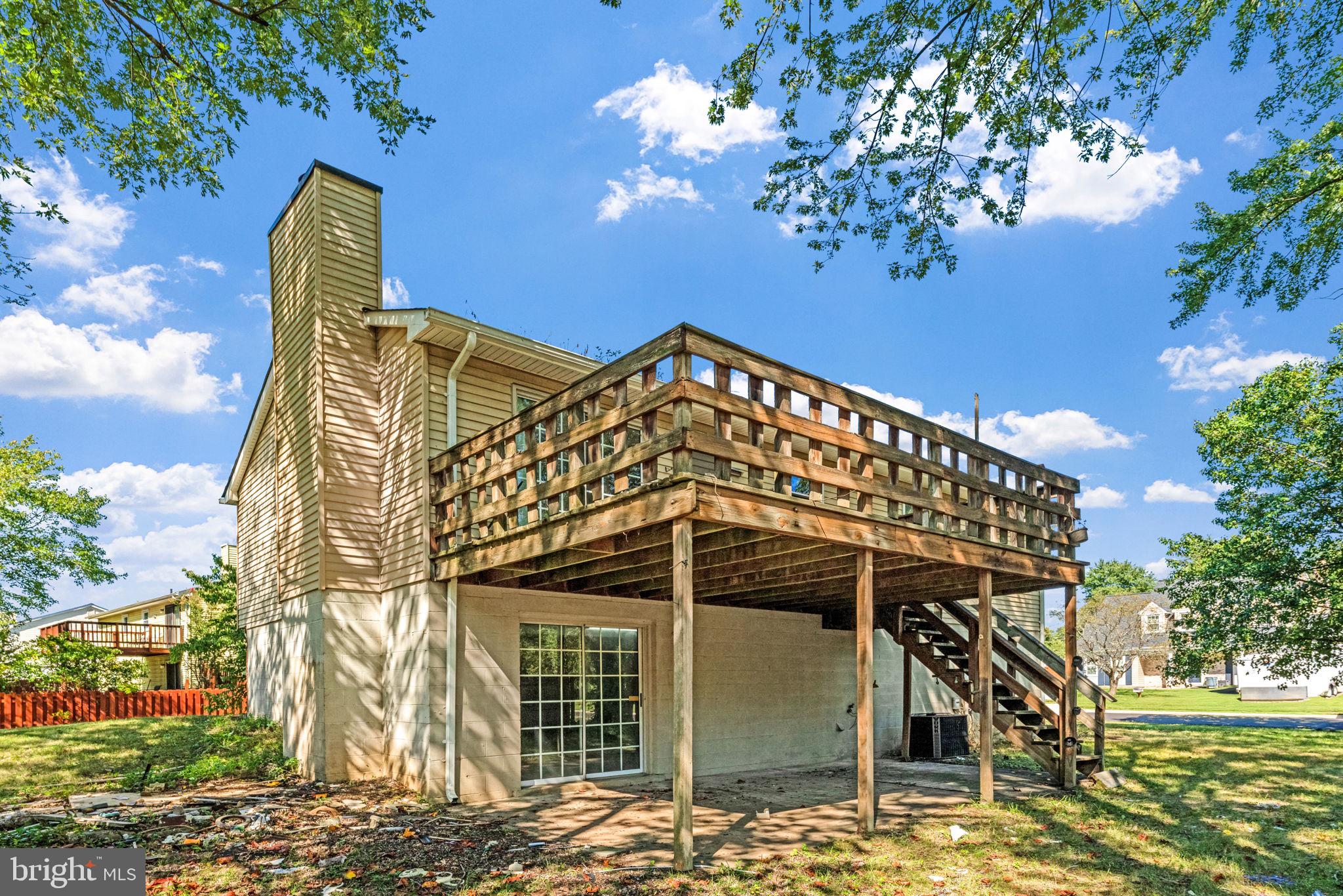 STONEYBROOKE - Residential