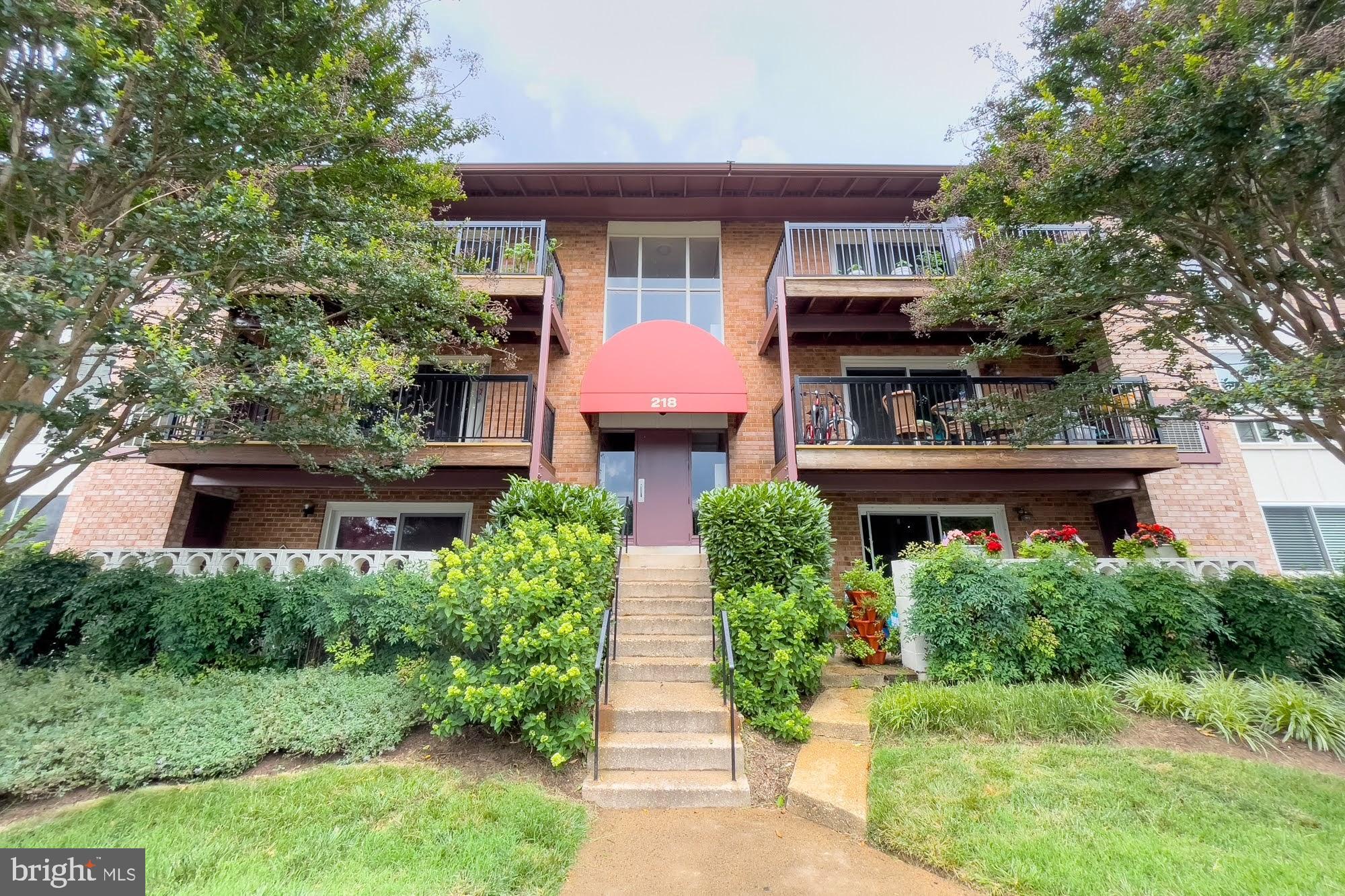 PARK TERRACE - Residential Lease