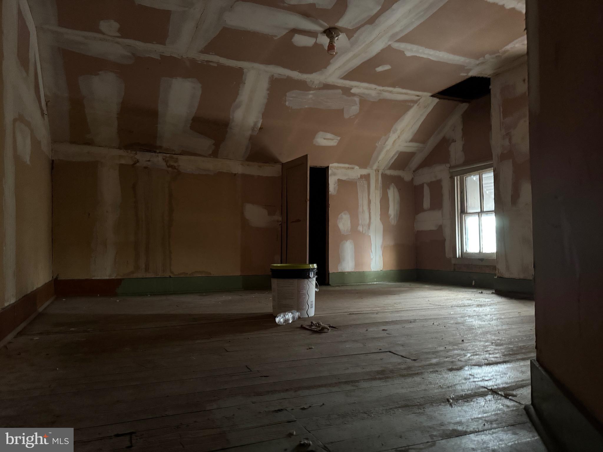 NONE AVAILABEL - Residential