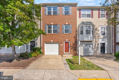 Townhouse For Sale - 257 Golden Larch Terrace<br/> LEESBURG, VA 20176