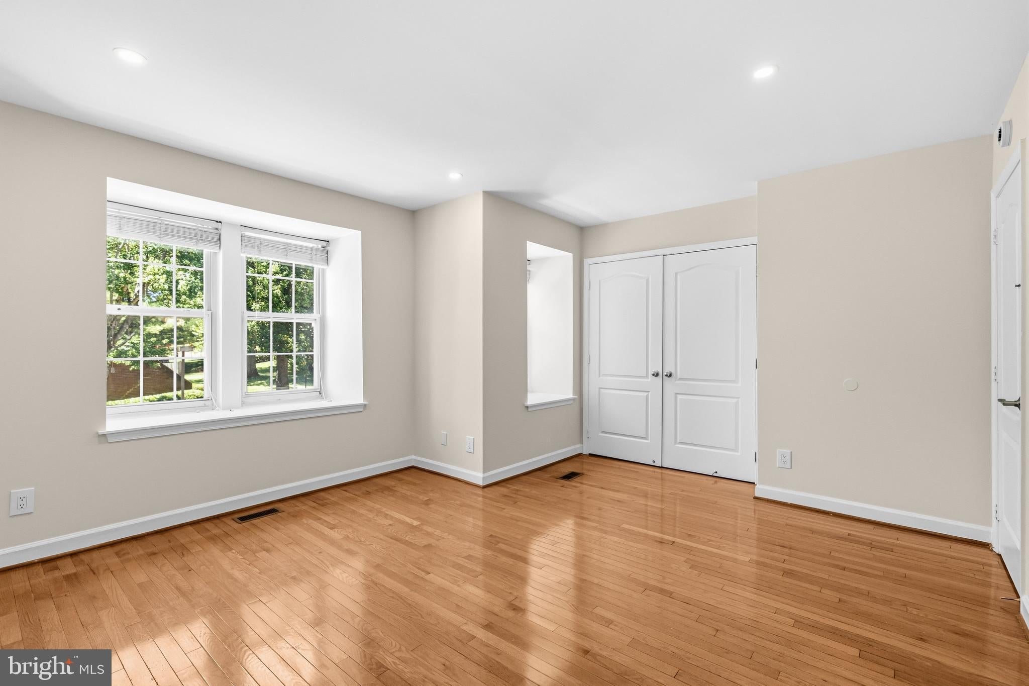3846 CHESTERWOOD DRIVE 3846