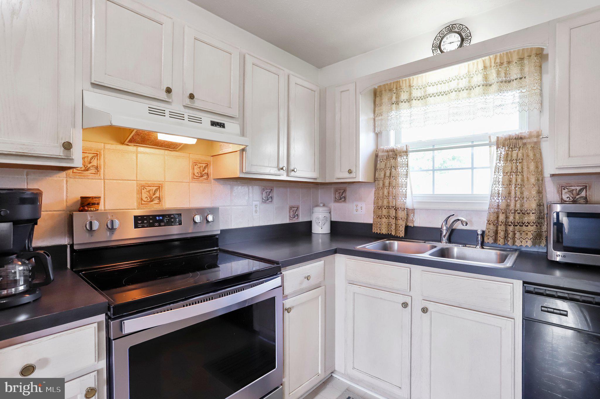 PIKESIDE MEADOWS - Residential