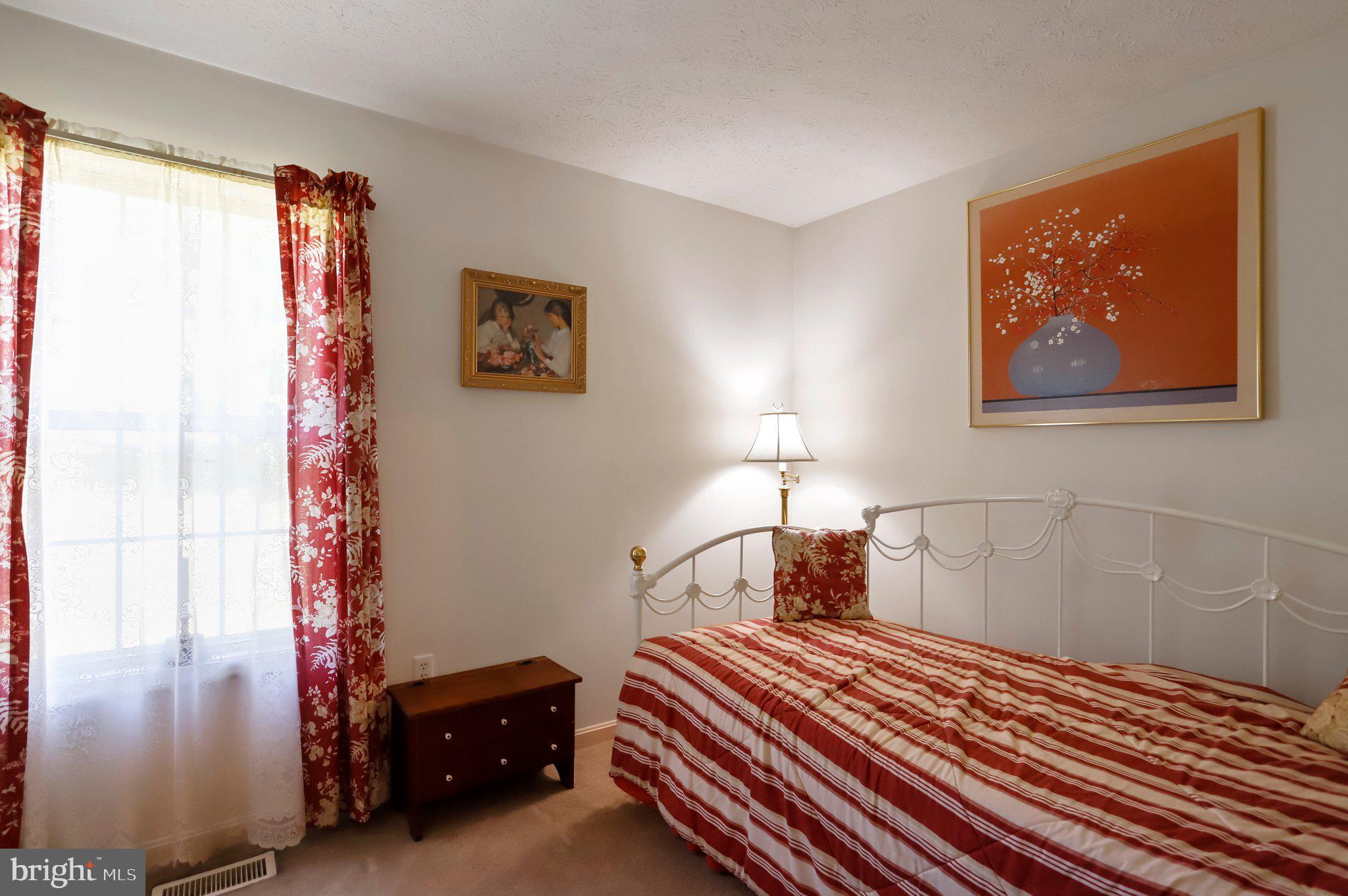 PIKESIDE MEADOWS - Residential