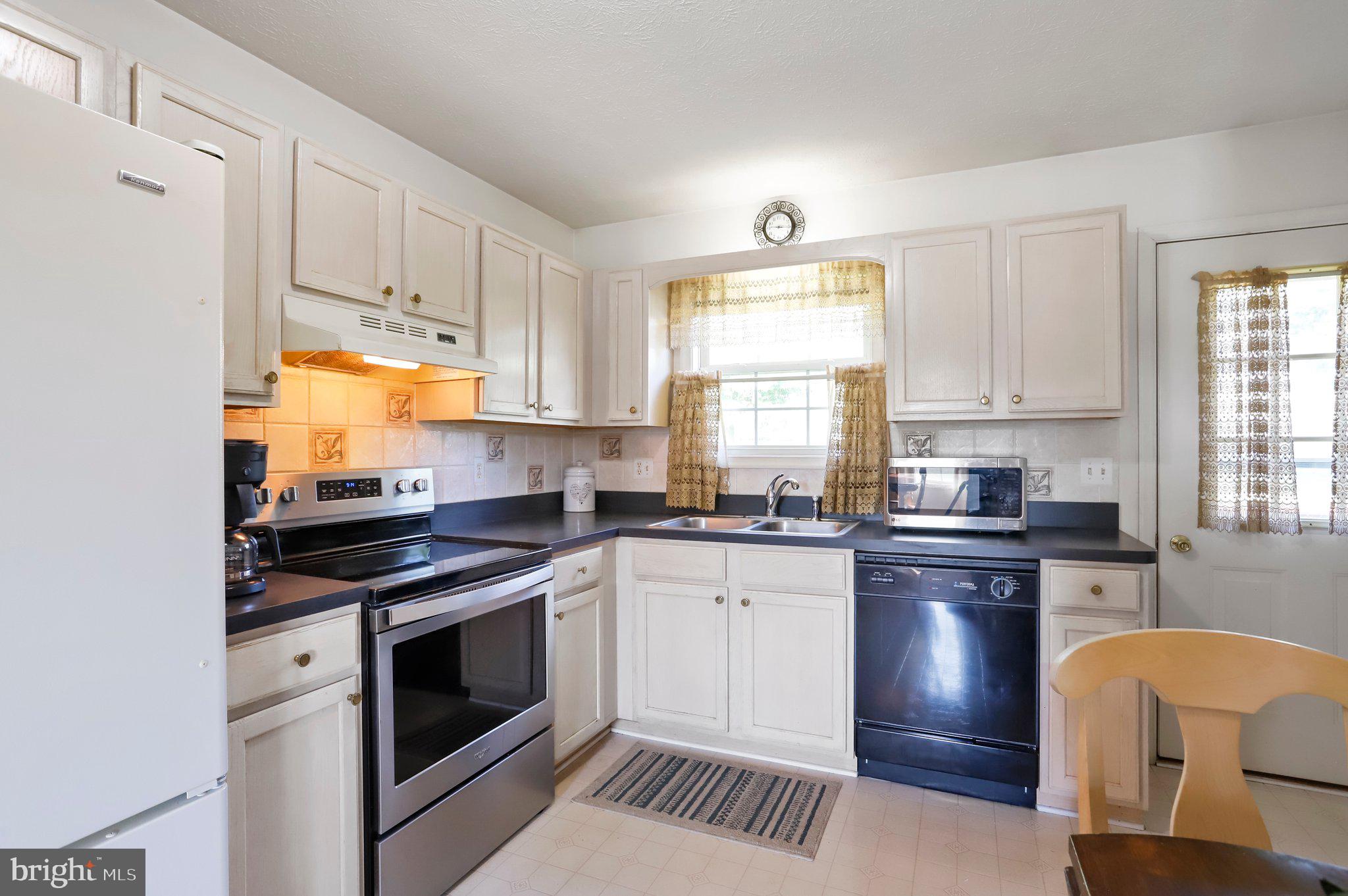 PIKESIDE MEADOWS - Residential