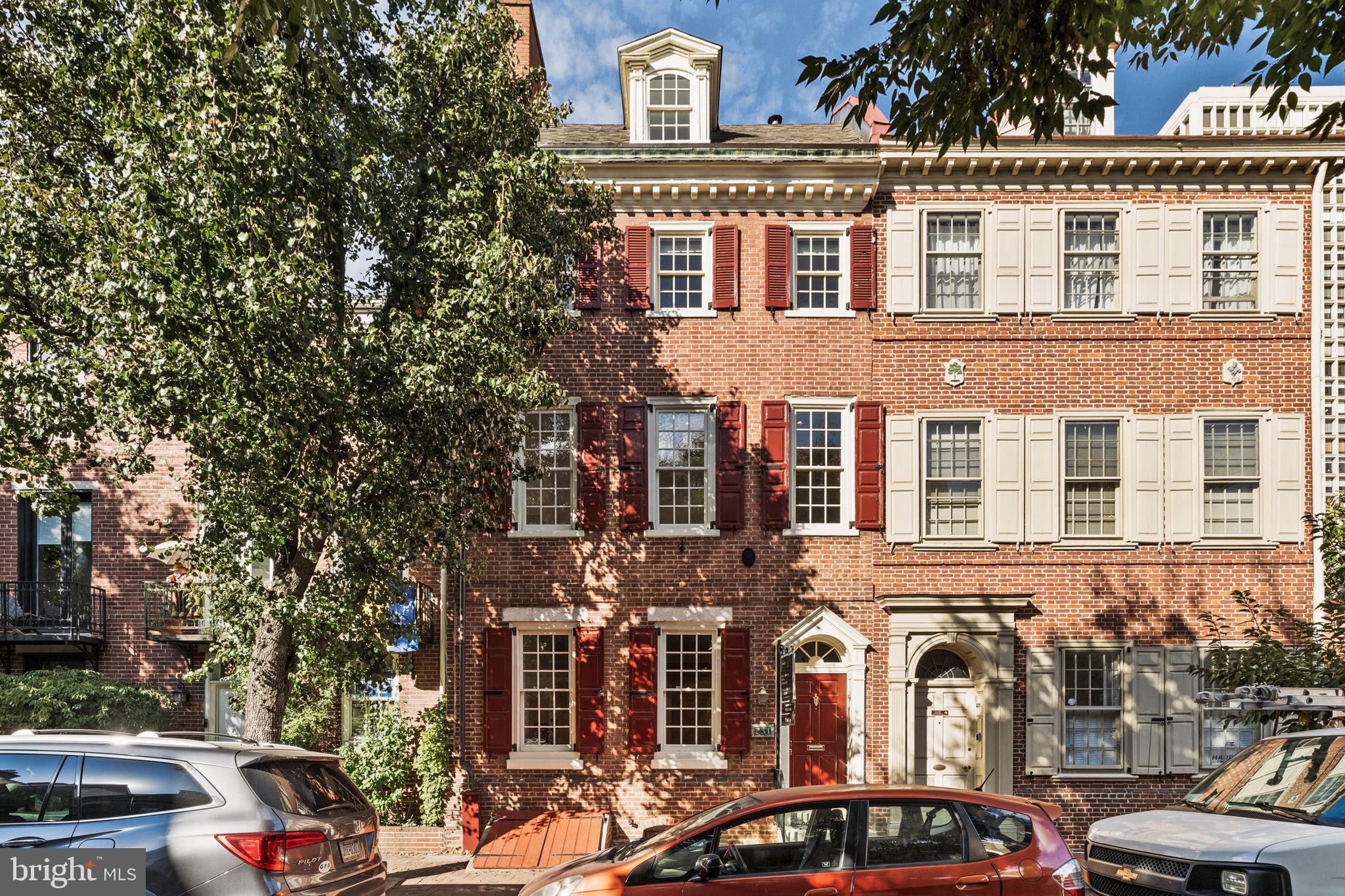 SOCIETY HILL - Residential