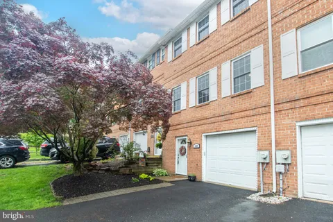 1609 S Coventry Lane, West Chester, PA MLS: PACT2098888