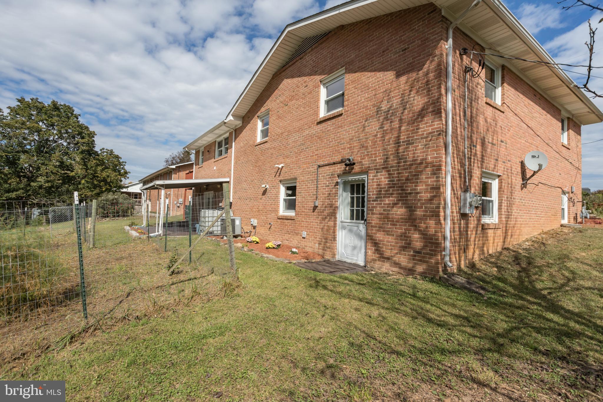 SENSENY HEIGHTS - Residential