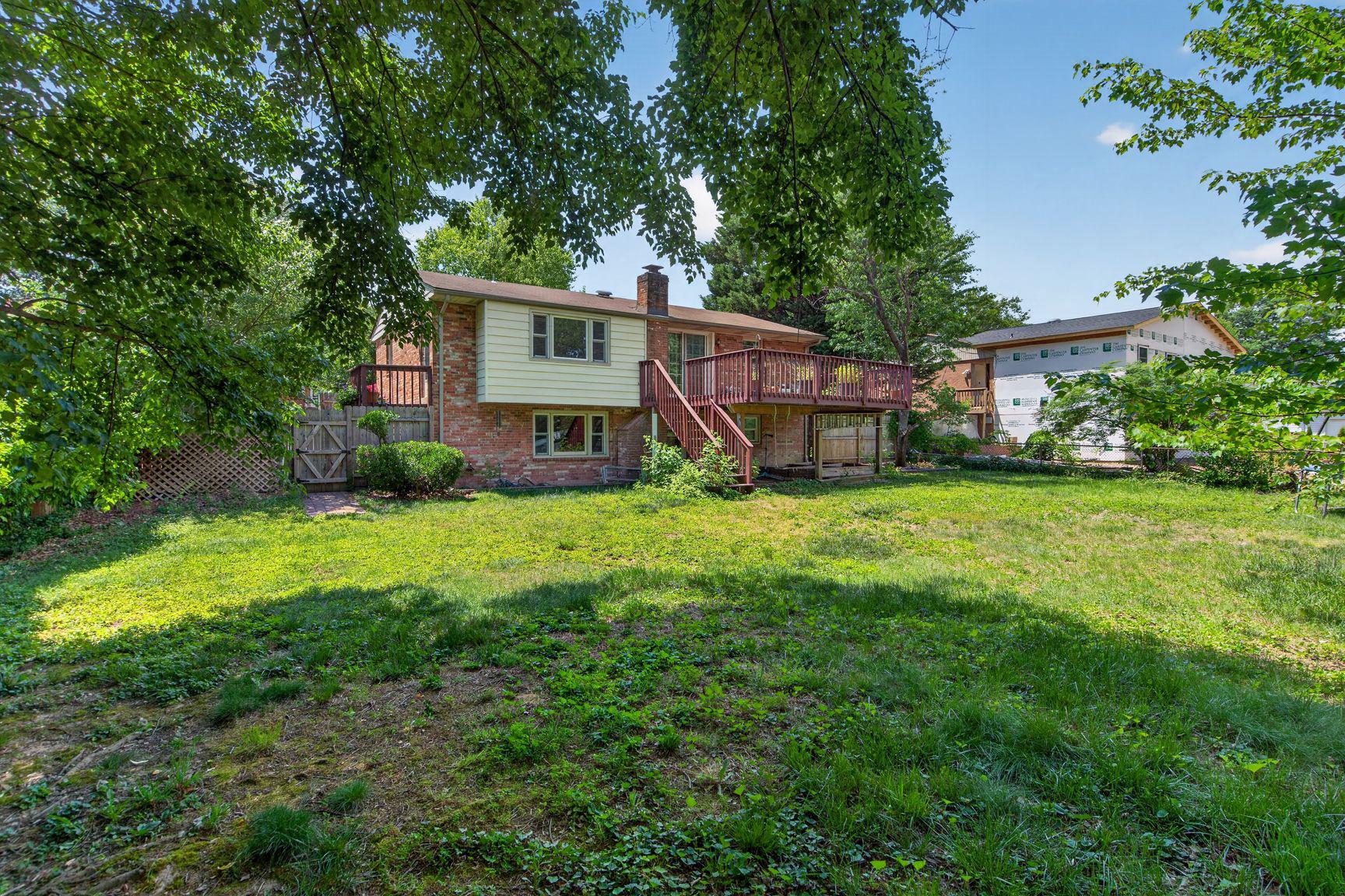 SUGARLAND HEIGHTS - Residential