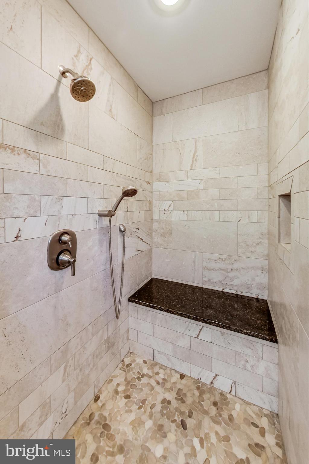 PARKWOOD - Residential