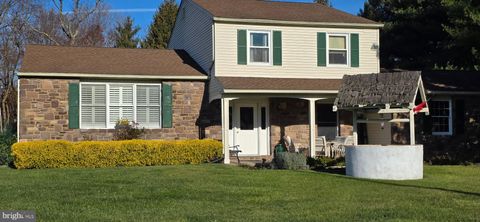 249 TWINING FORD ROAD RICHBORO PA 18954