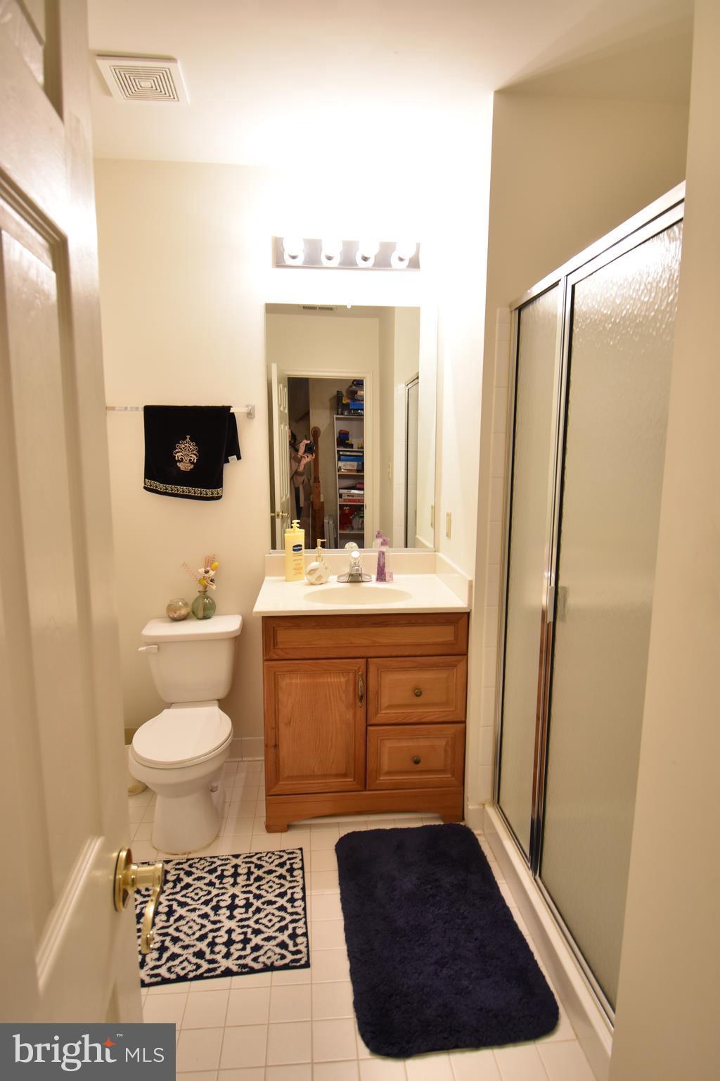 HUNTERS RUN - Residential Lease