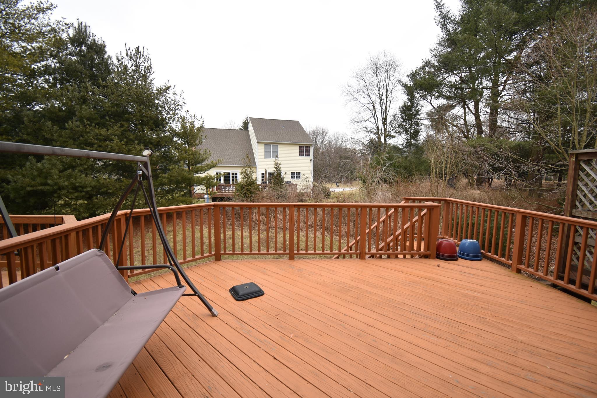 HUNTERS RUN - Residential Lease