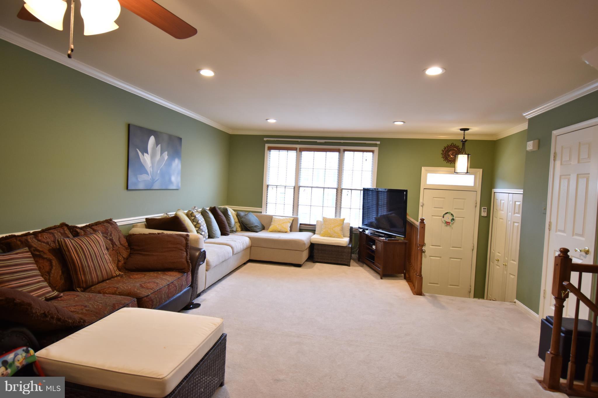 HUNTERS RUN - Residential Lease