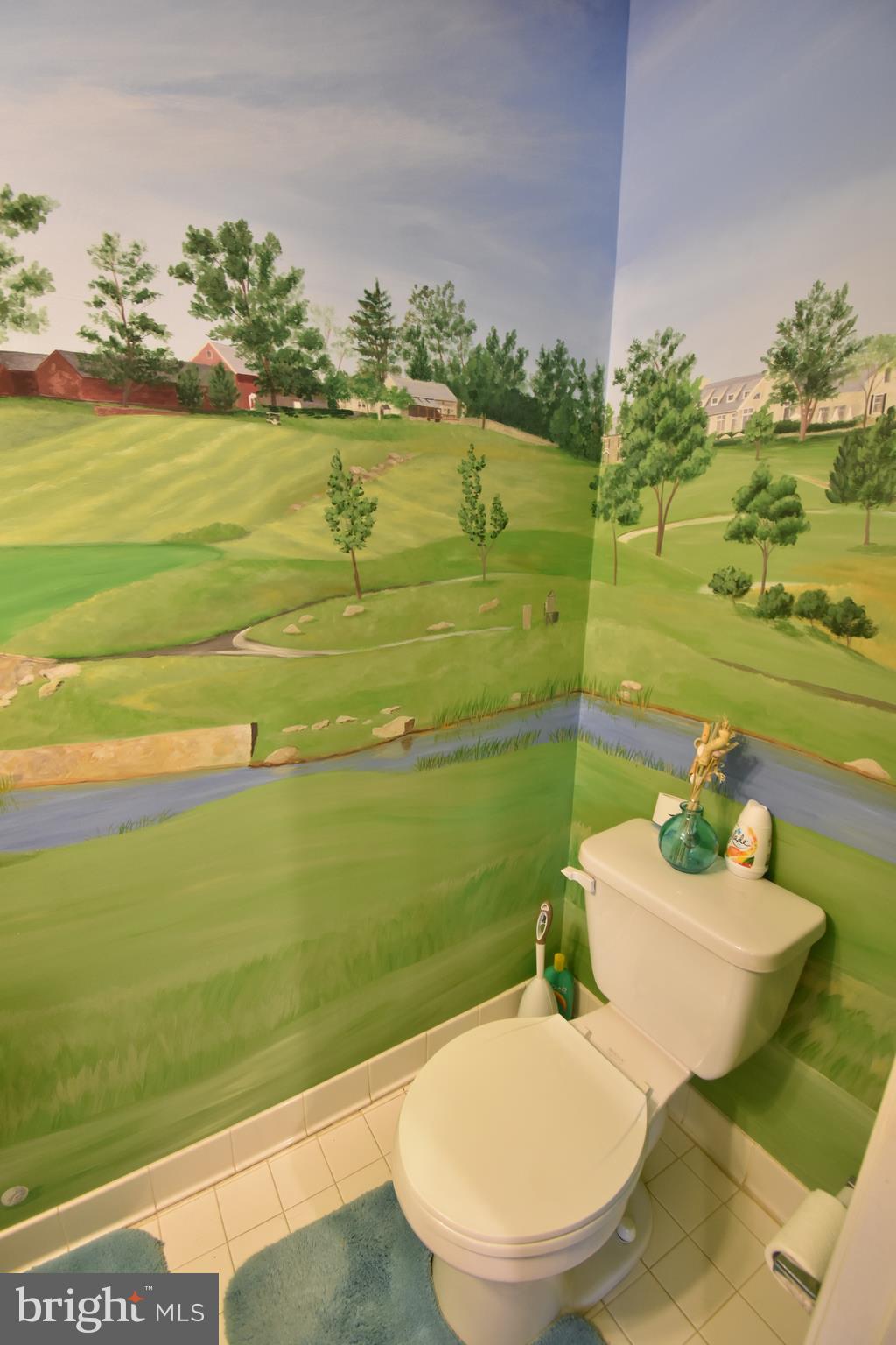 HUNTERS RUN - Residential Lease