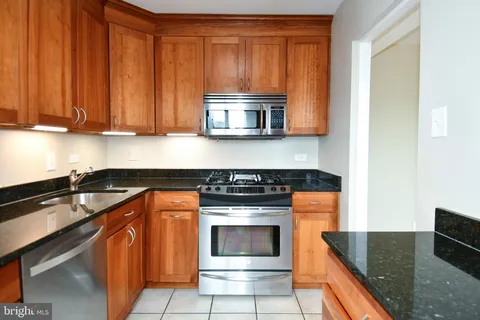 8315 N Brook Lane Unit 802, Bethesda, MD MLS: MDMC2172128