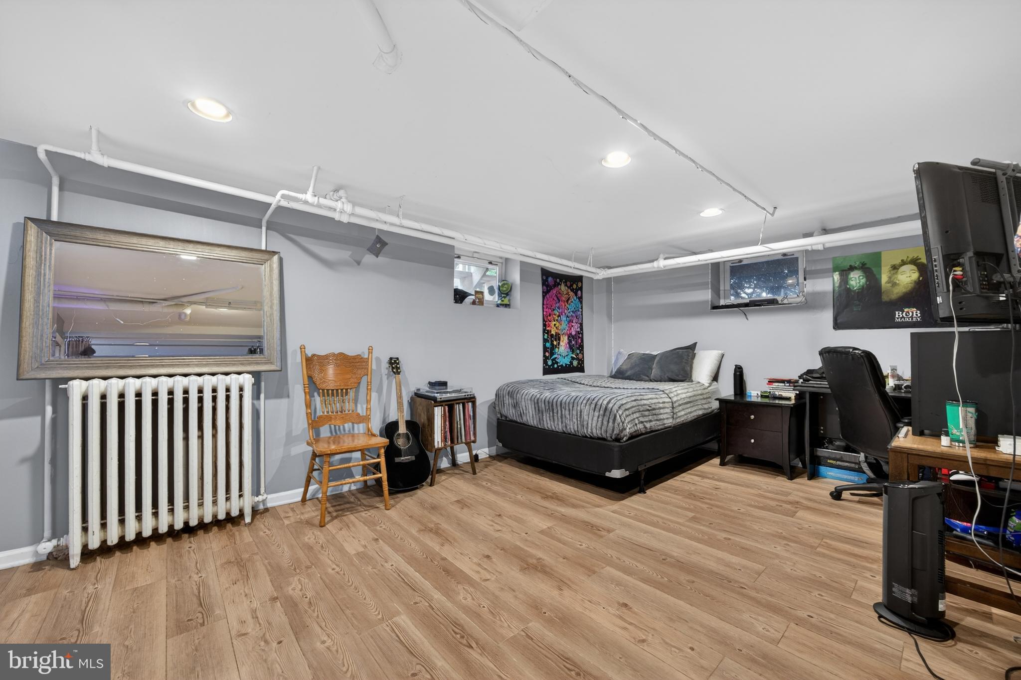 FONT HILL - Residential