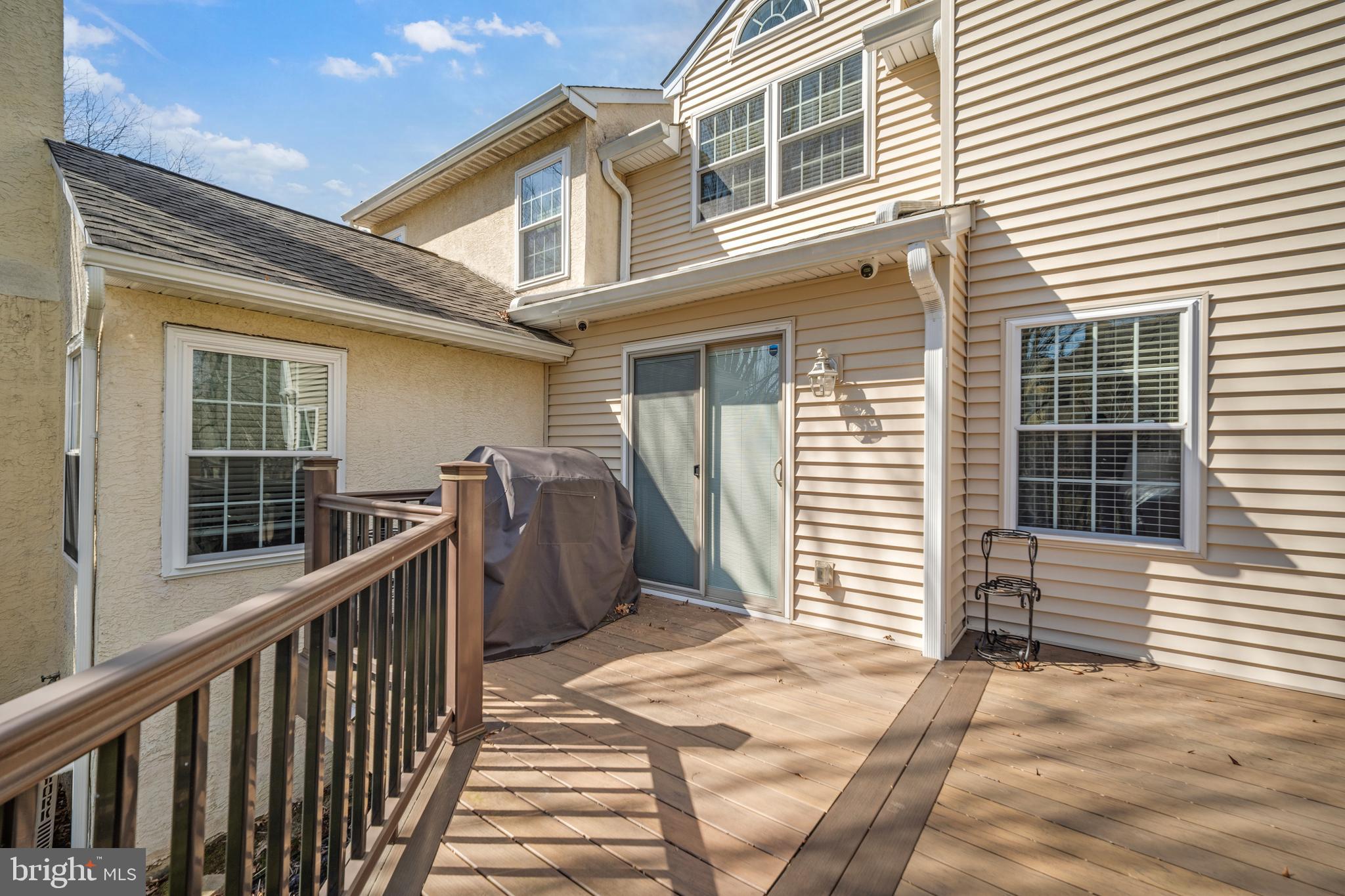 SPRINGHOUSE WOODS - Residential