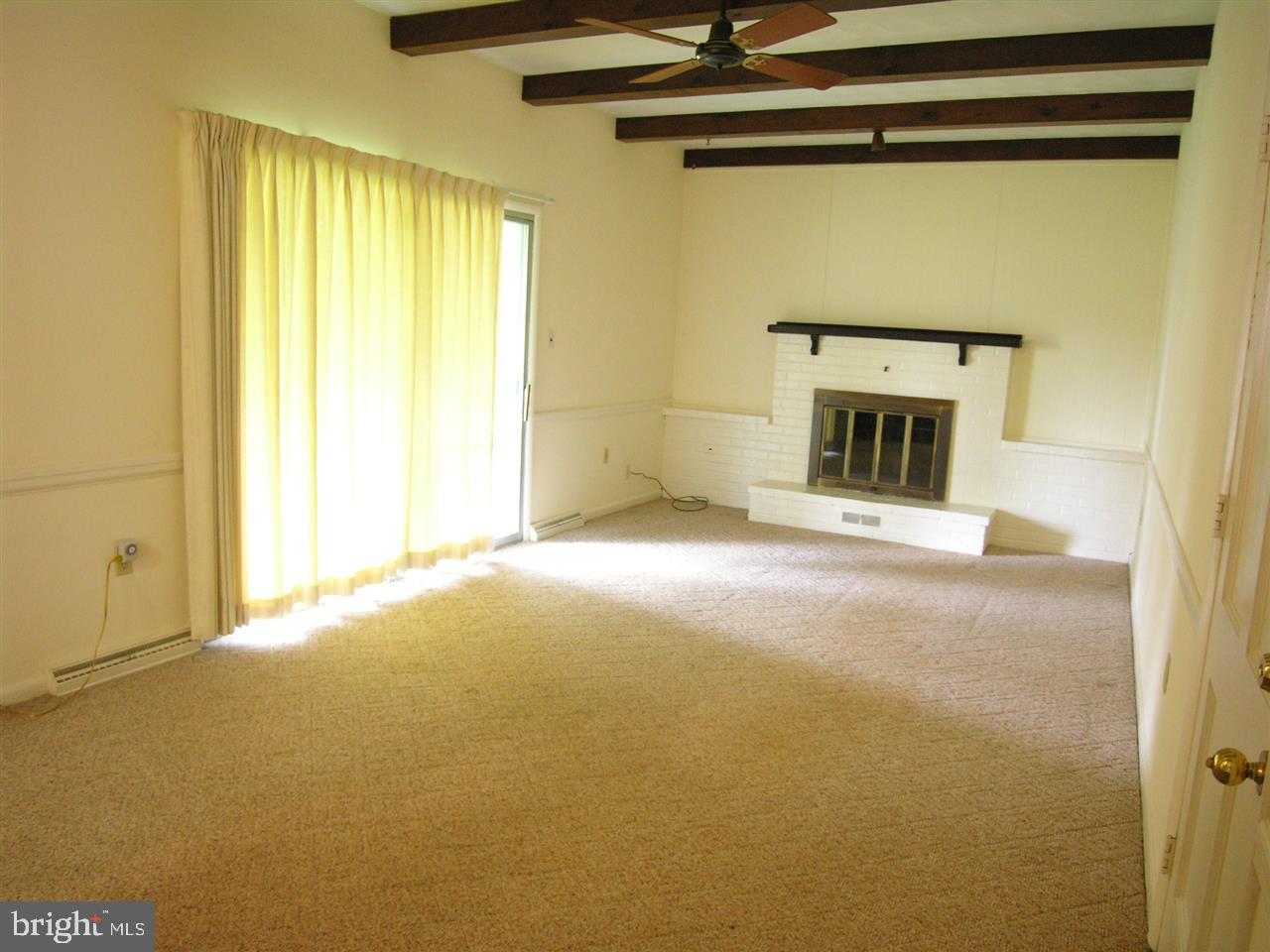 PLEASUREVILLE - Residential