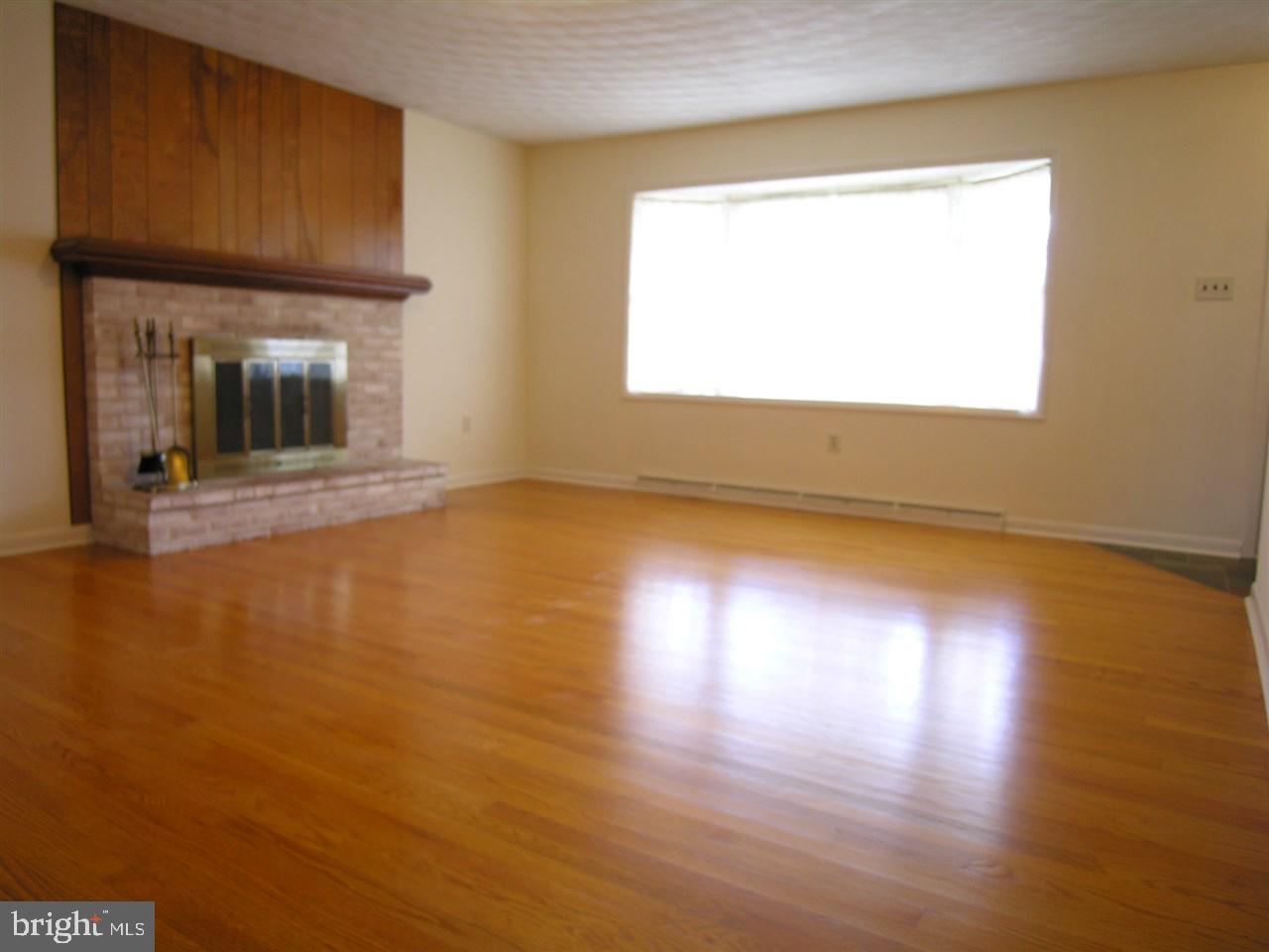 PLEASUREVILLE - Residential