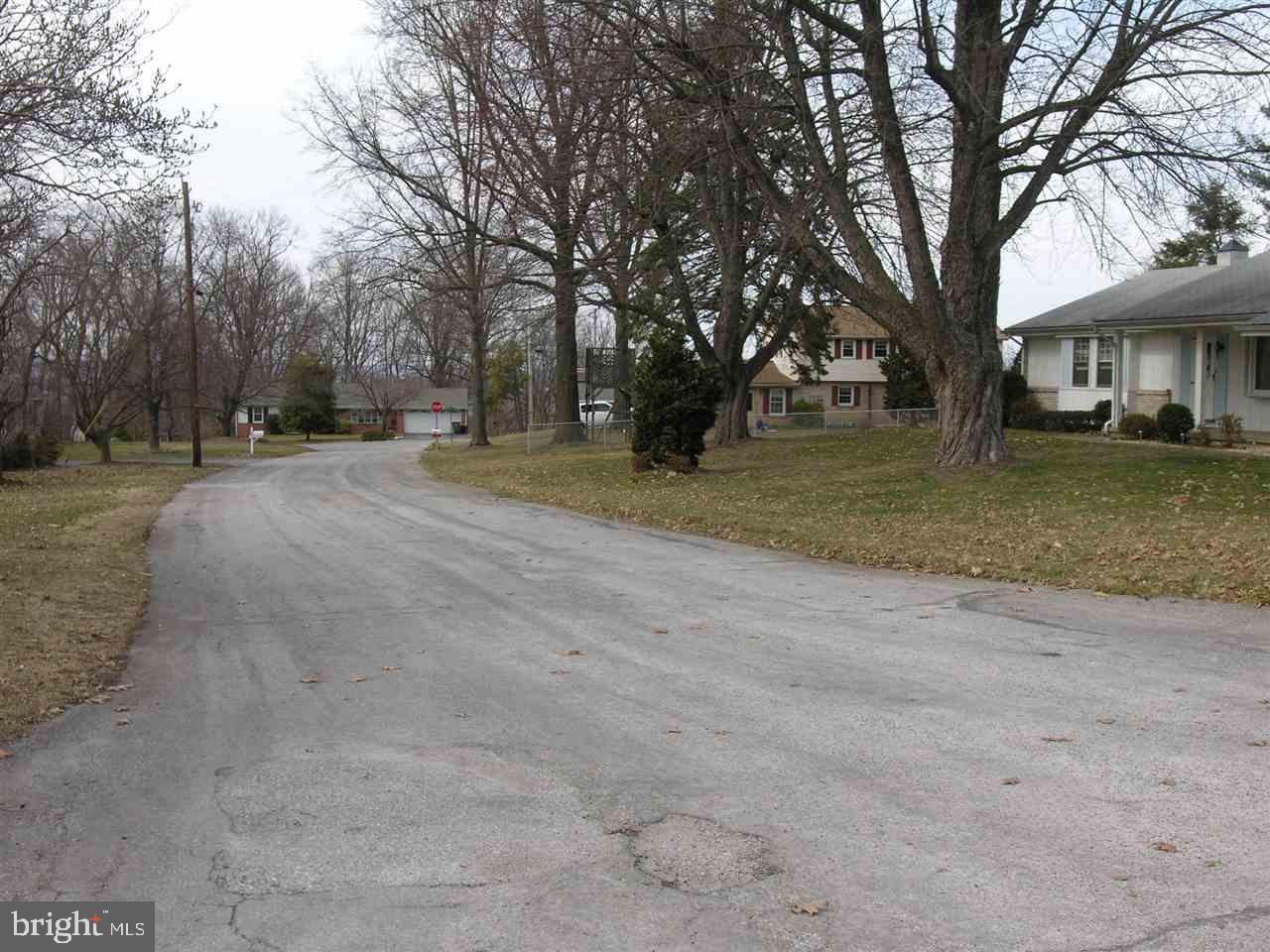 PLEASUREVILLE - Residential