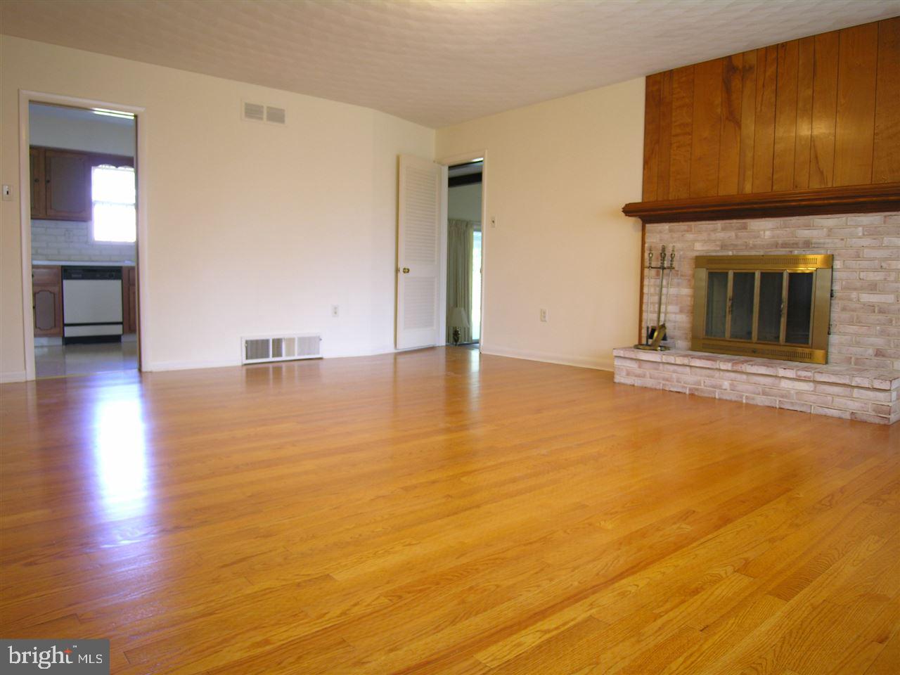 PLEASUREVILLE - Residential