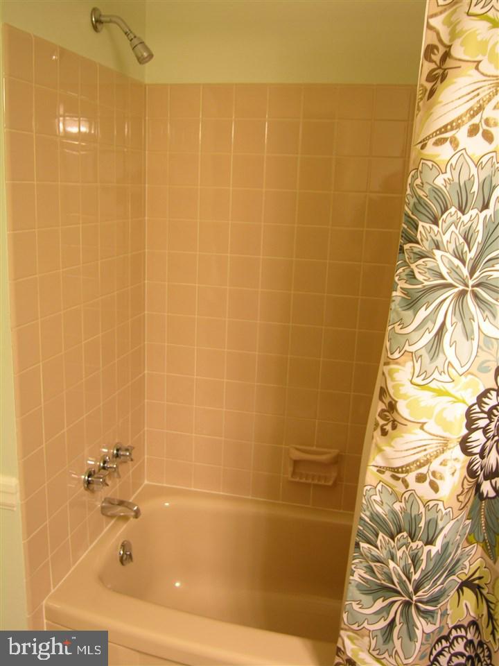 PLEASUREVILLE - Residential