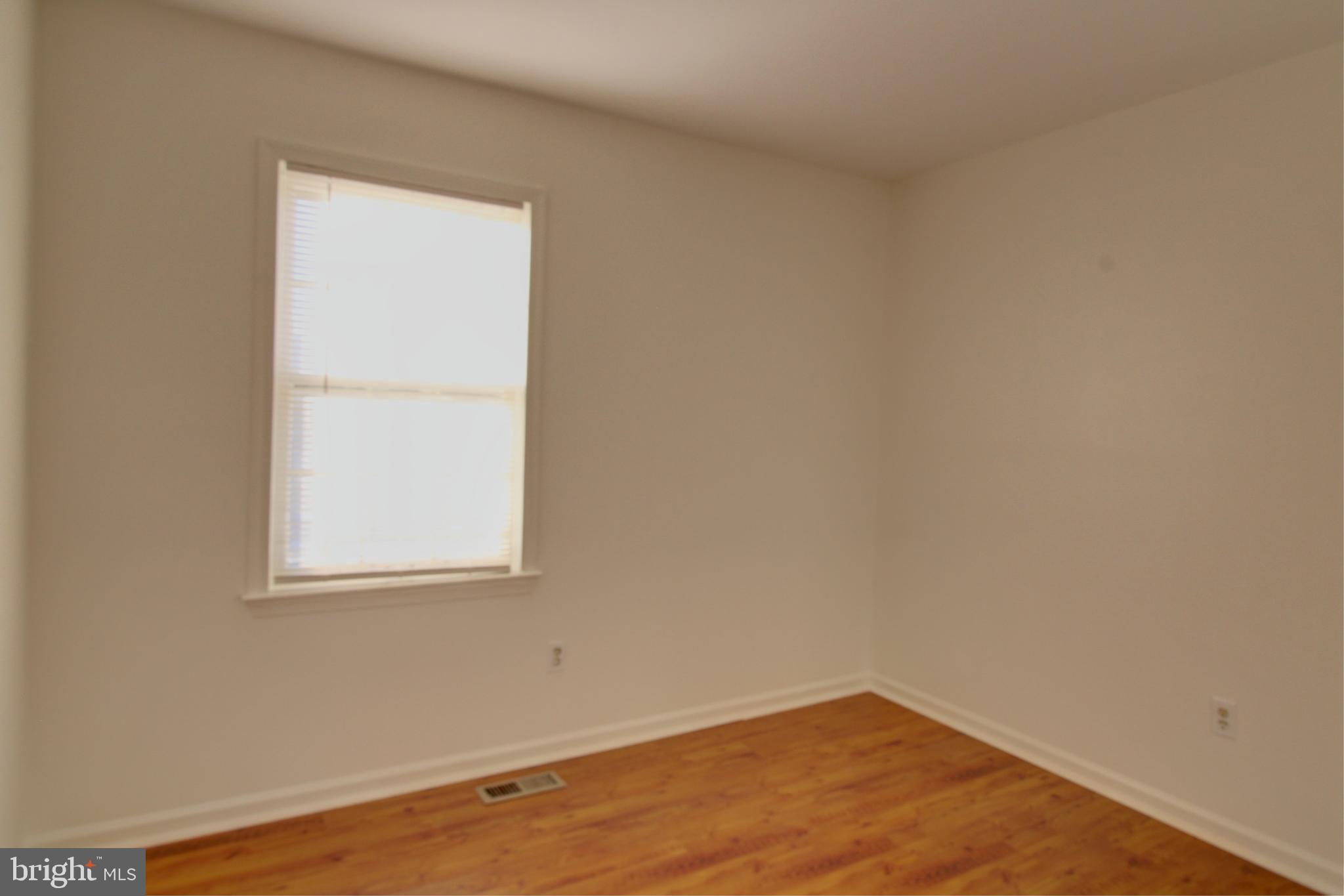 LEEDS SQUARE - Residential