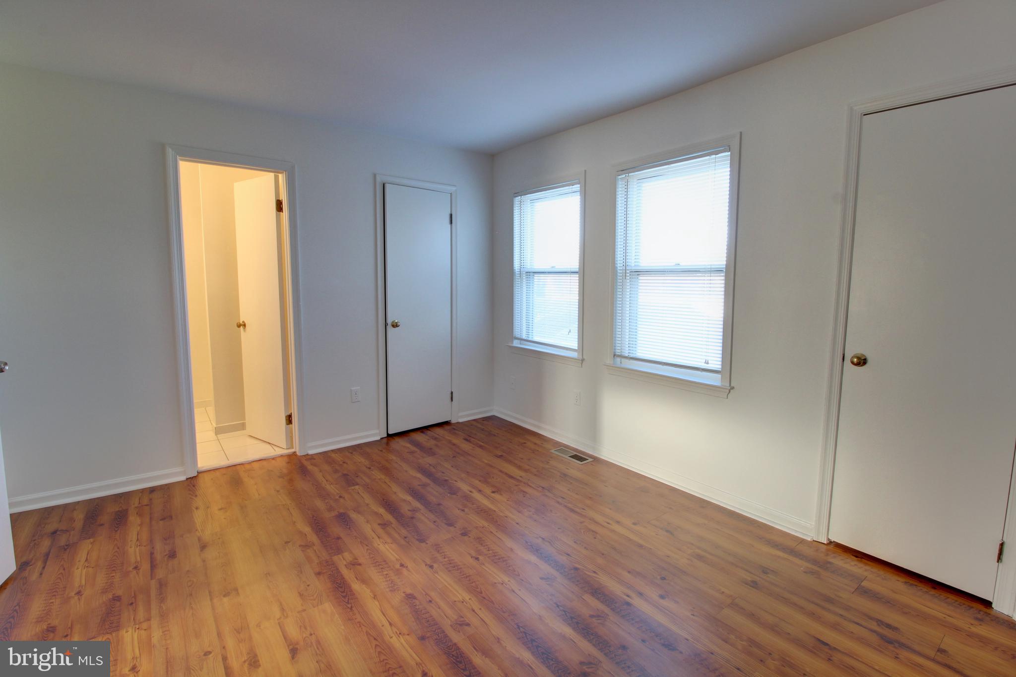 LEEDS SQUARE - Residential